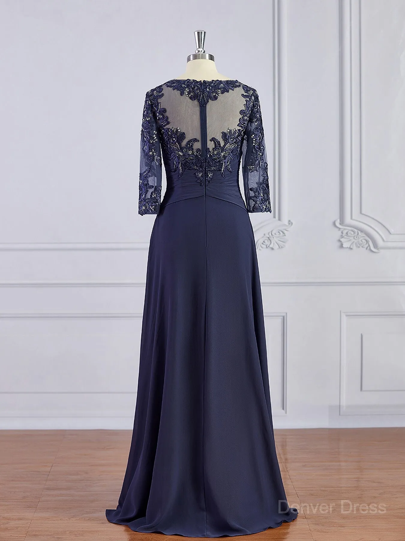 A-Line Bateau Floor-Length Chiffon Mother of the Bride Dresses With Appliques Lace