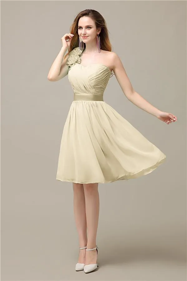 A-line Chiffon One Shoulder Knee-Length Short Bridesmaid Dresses