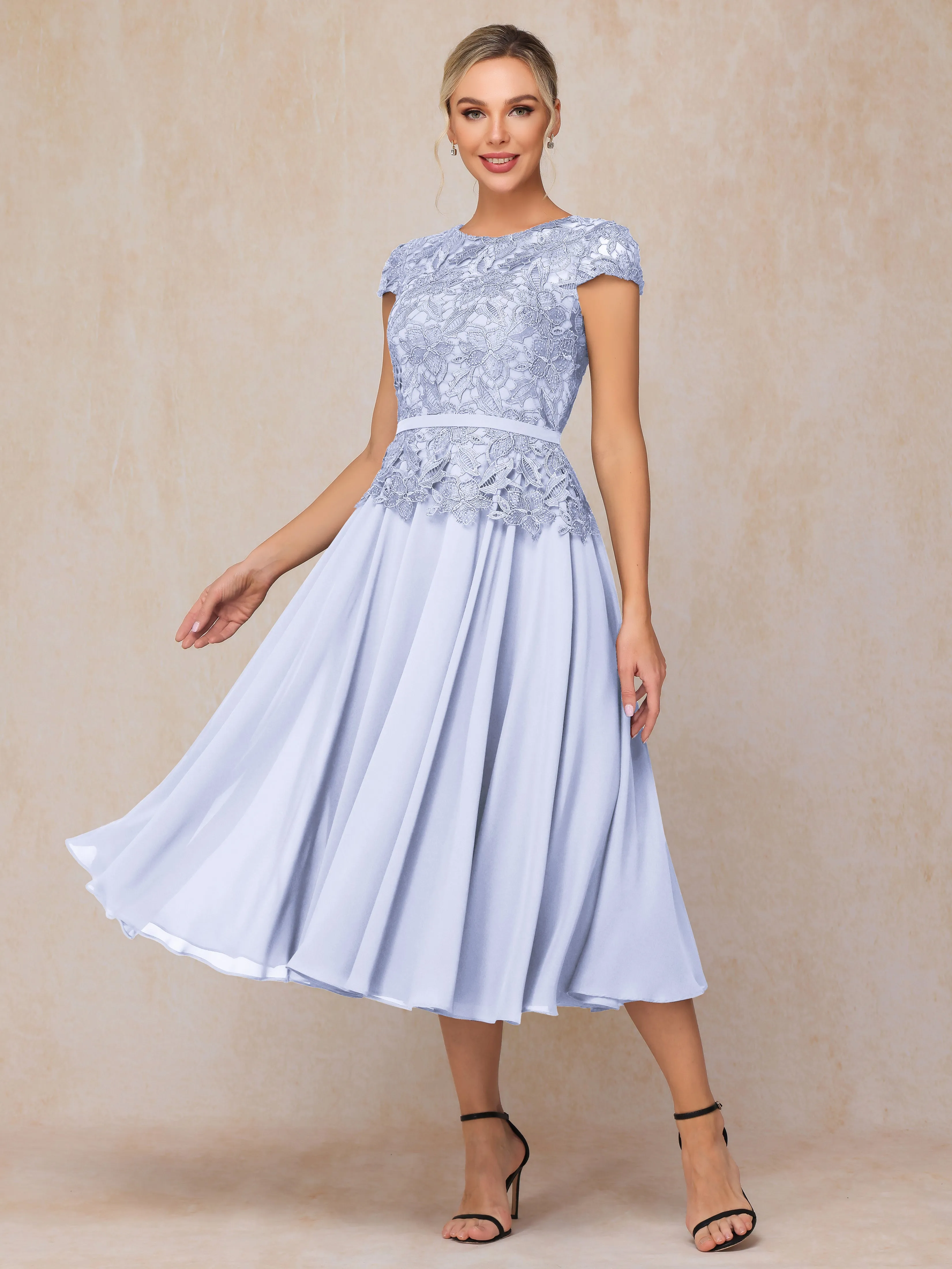 A-Line Scoop Tea-Length Chiffon Mother of the Bride Dresses With Lace