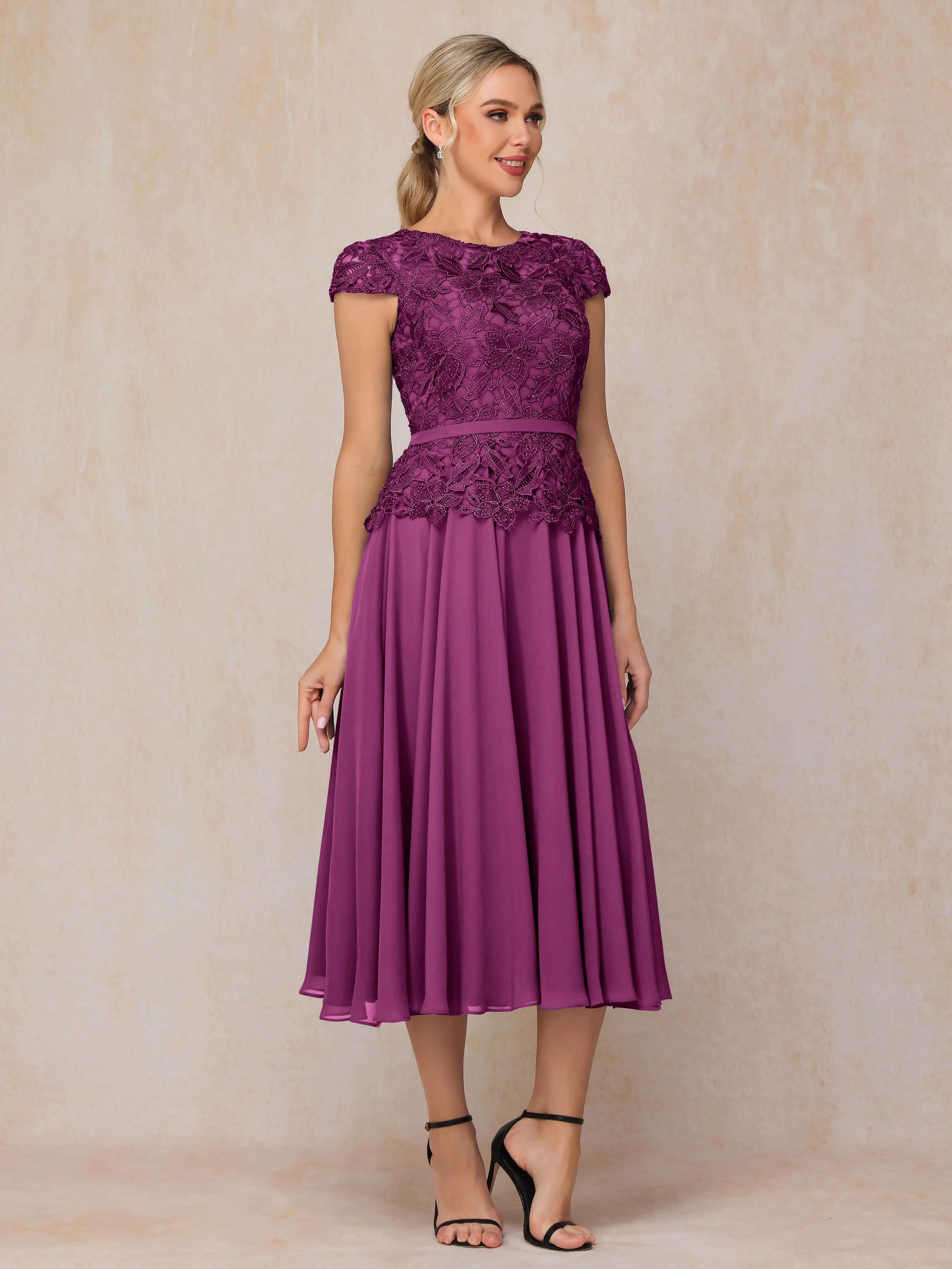 A-Line Scoop Tea-Length Chiffon Mother of the Bride Dresses With Lace