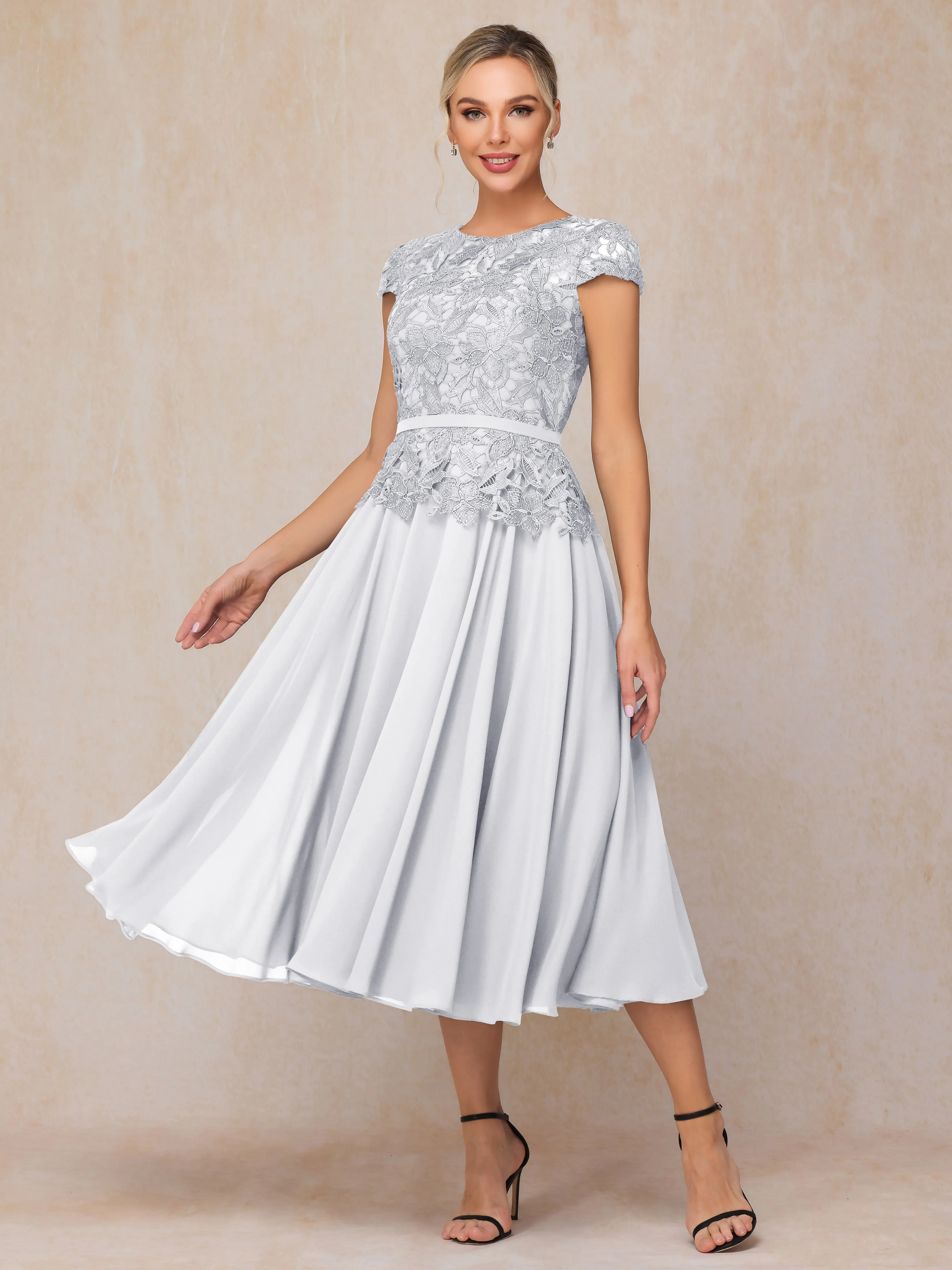 A-Line Scoop Tea-Length Chiffon Mother of the Bride Dresses With Lace