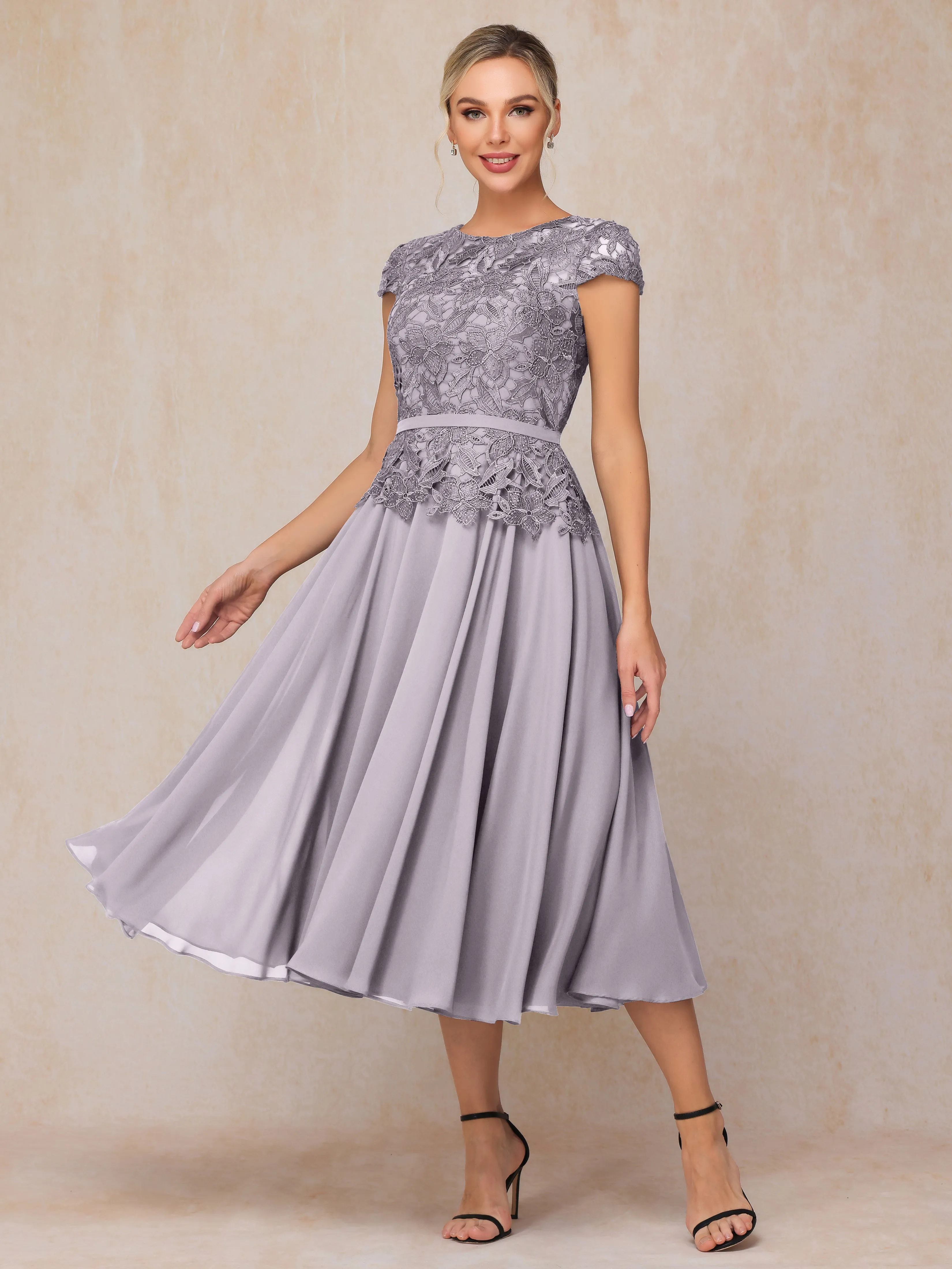 A-Line Scoop Tea-Length Chiffon Mother of the Bride Dresses With Lace