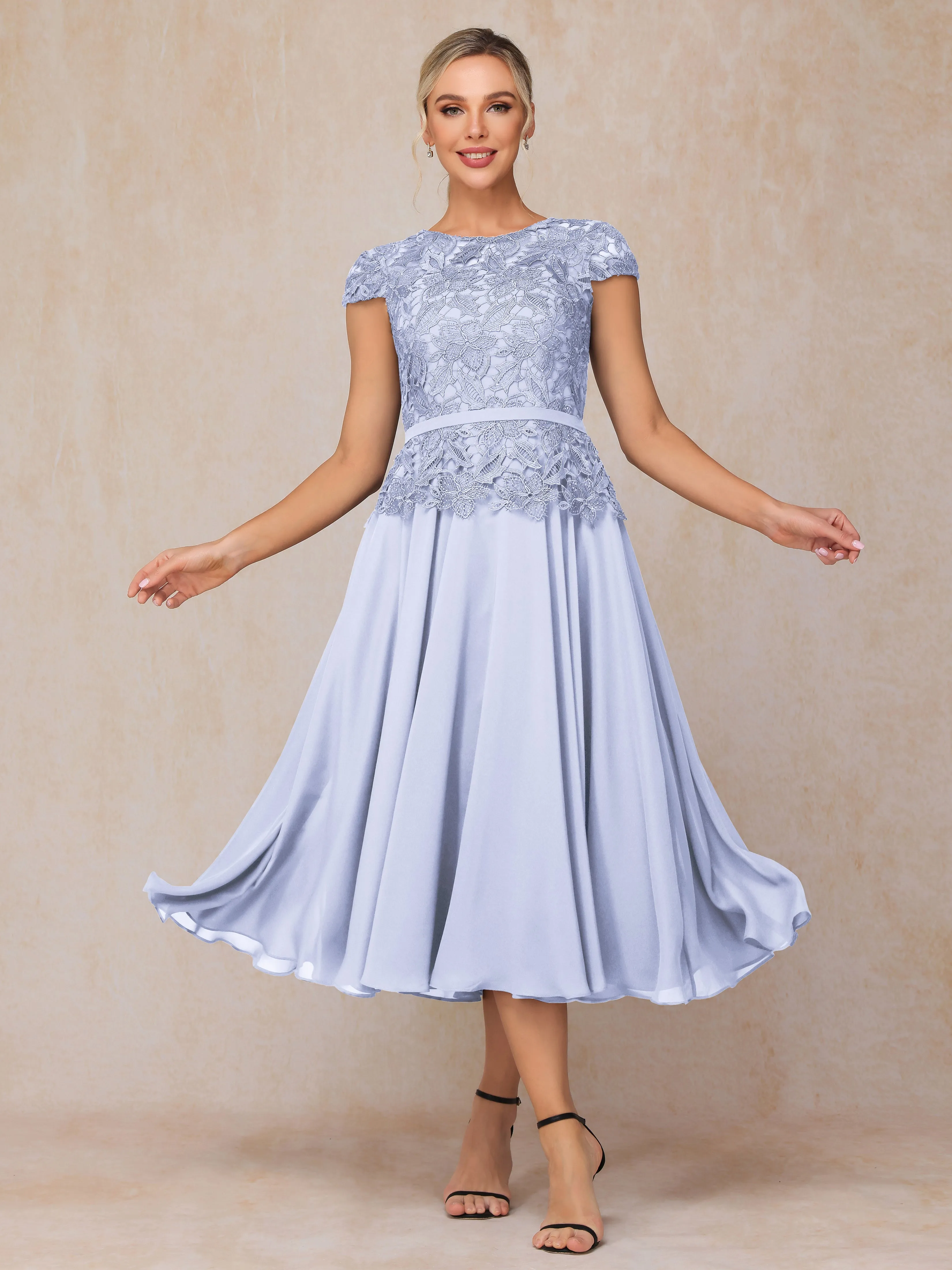 A-Line Scoop Tea-Length Chiffon Mother of the Bride Dresses With Lace