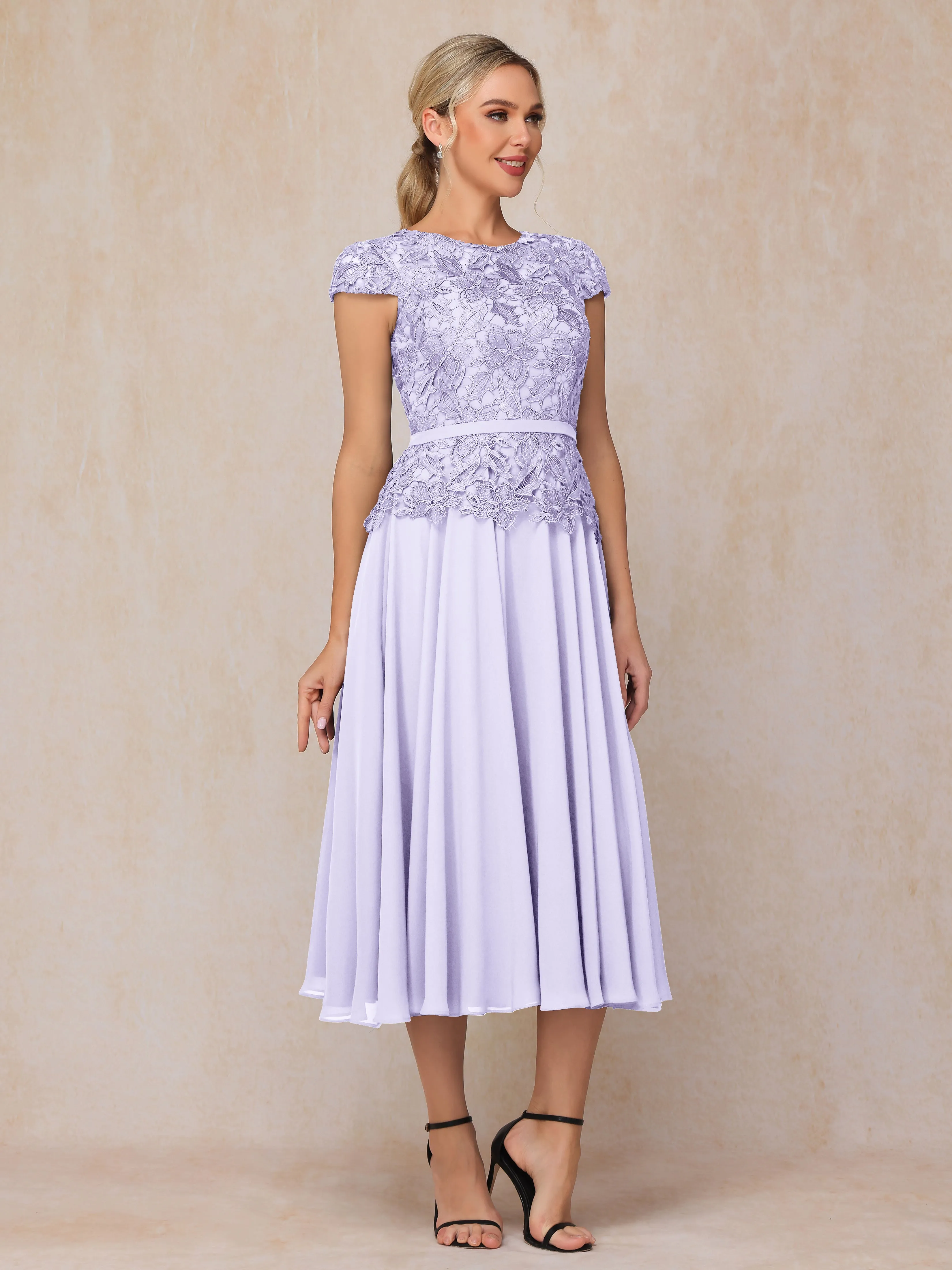 A-Line Scoop Tea-Length Chiffon Mother of the Bride Dresses With Lace