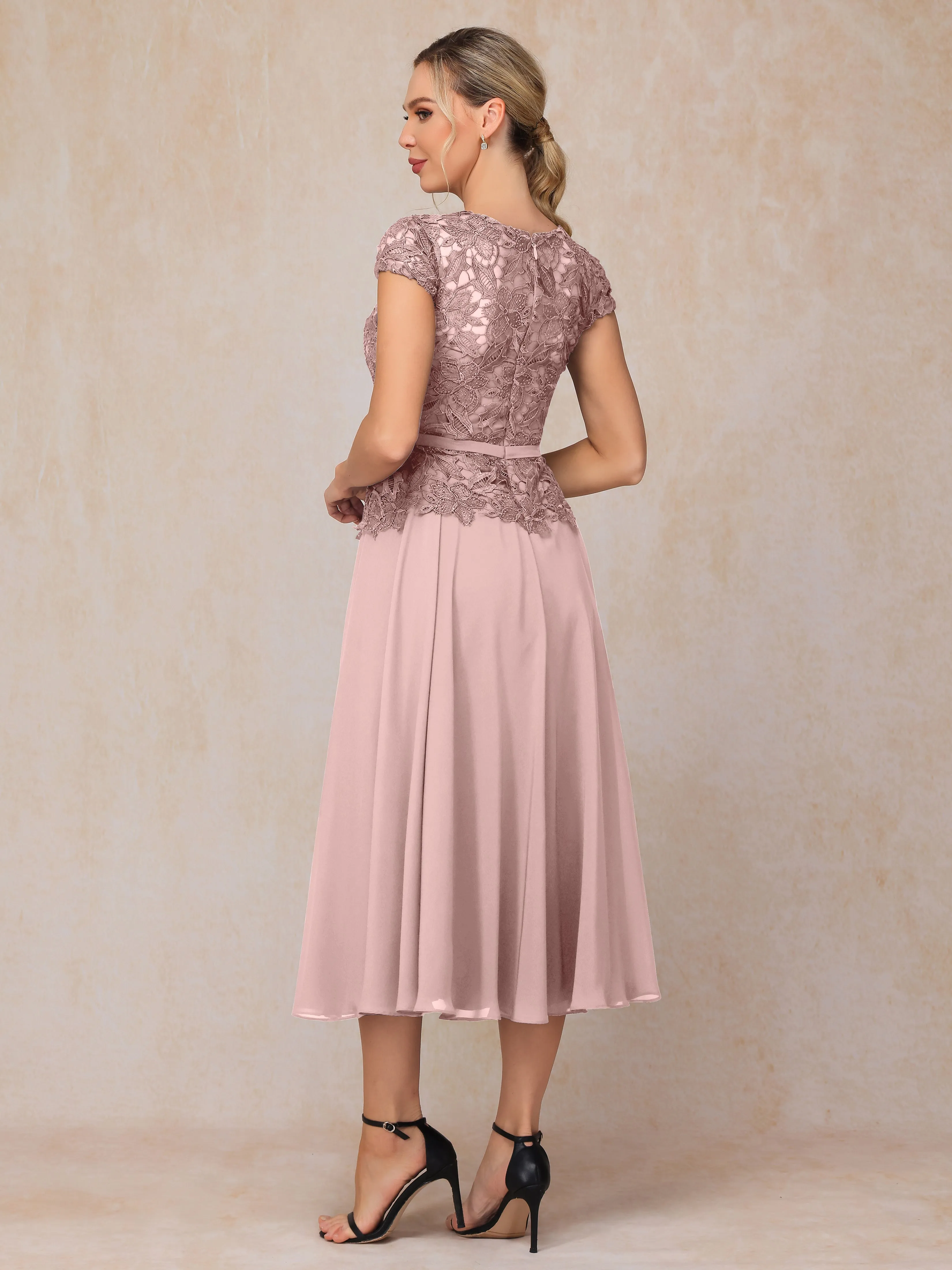 A-Line Scoop Tea-Length Chiffon Mother of the Bride Dresses With Lace