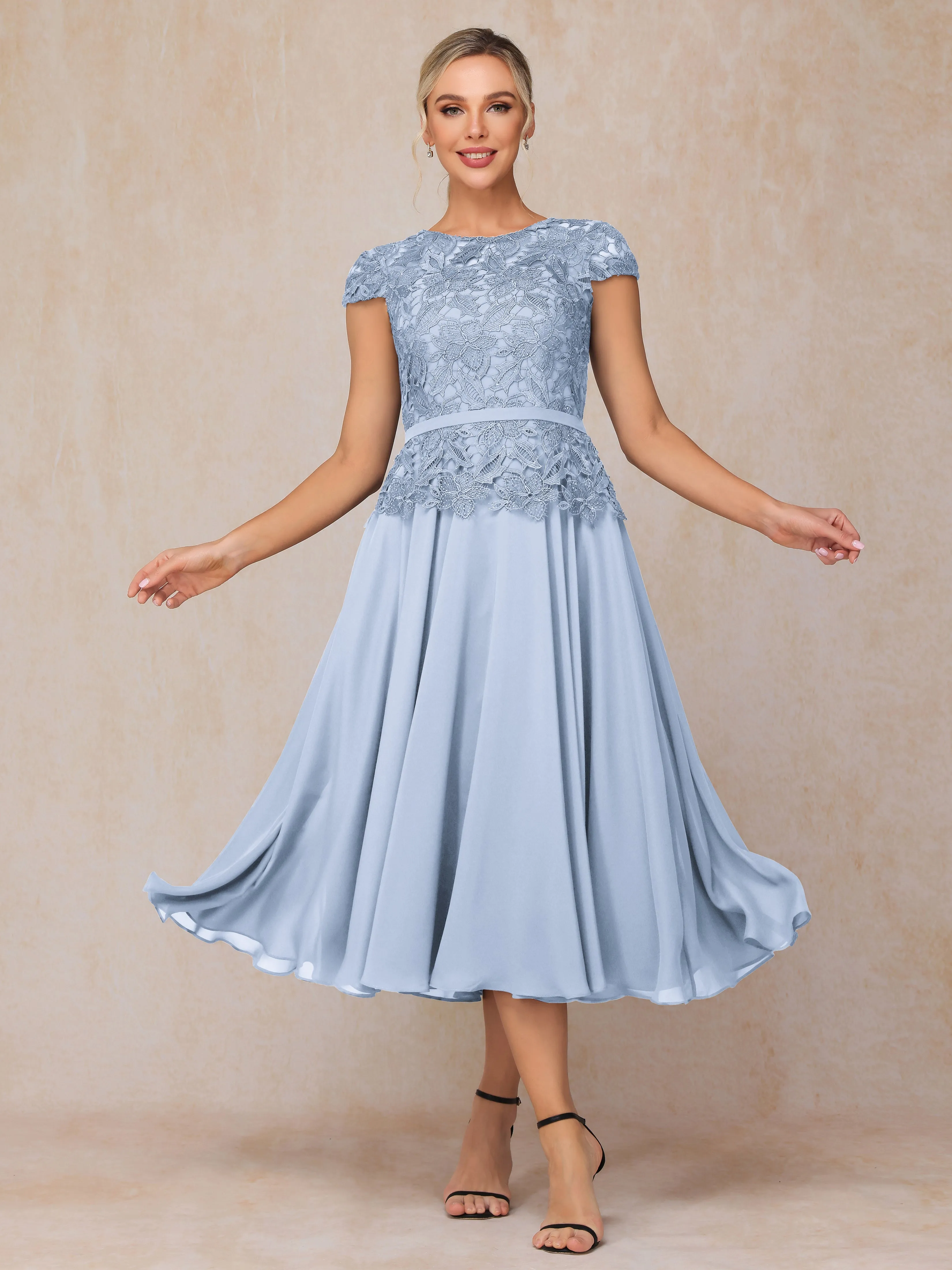 A-Line Scoop Tea-Length Chiffon Mother of the Bride Dresses With Lace