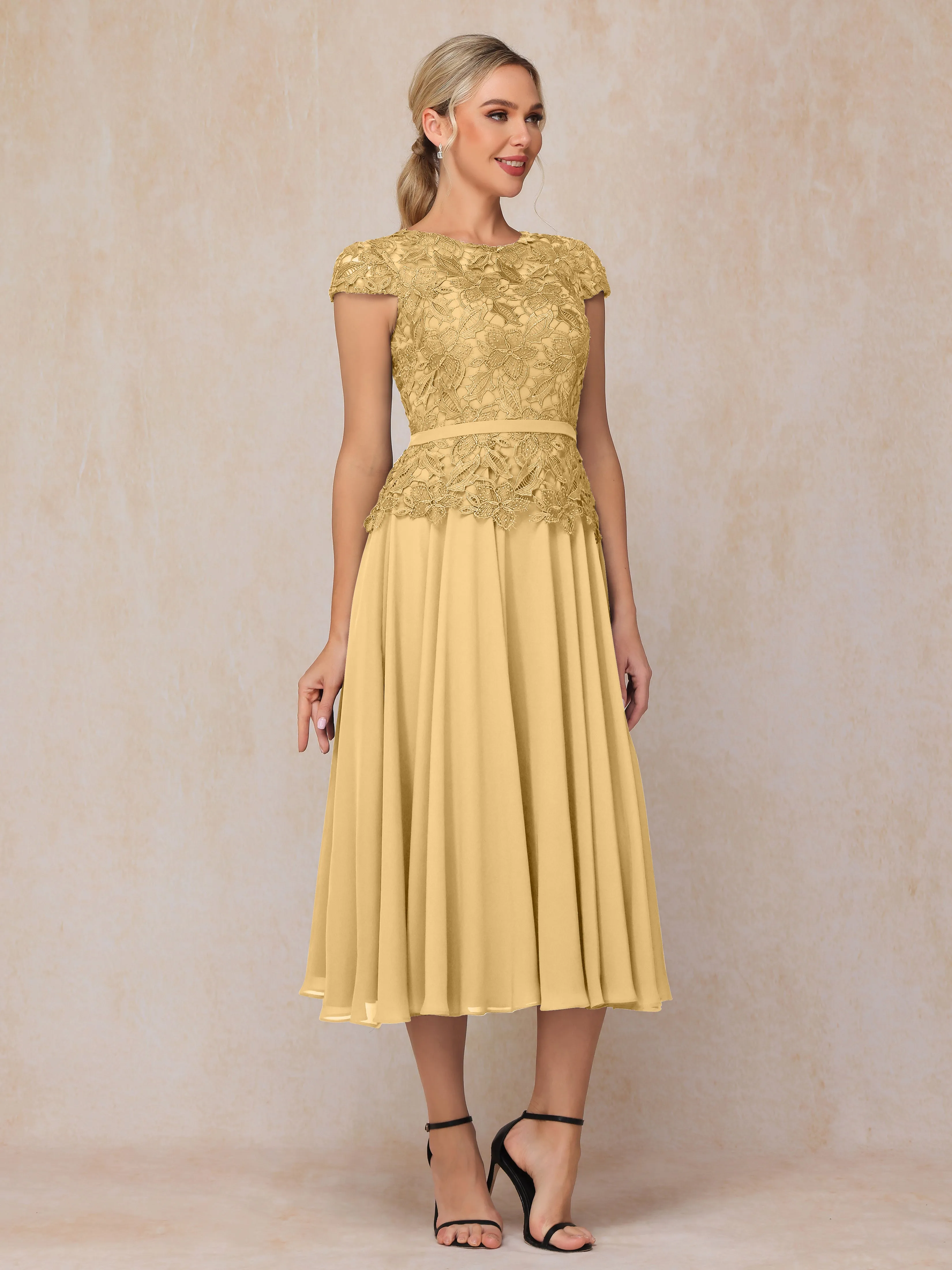 A-Line Scoop Tea-Length Chiffon Mother of the Bride Dresses With Lace