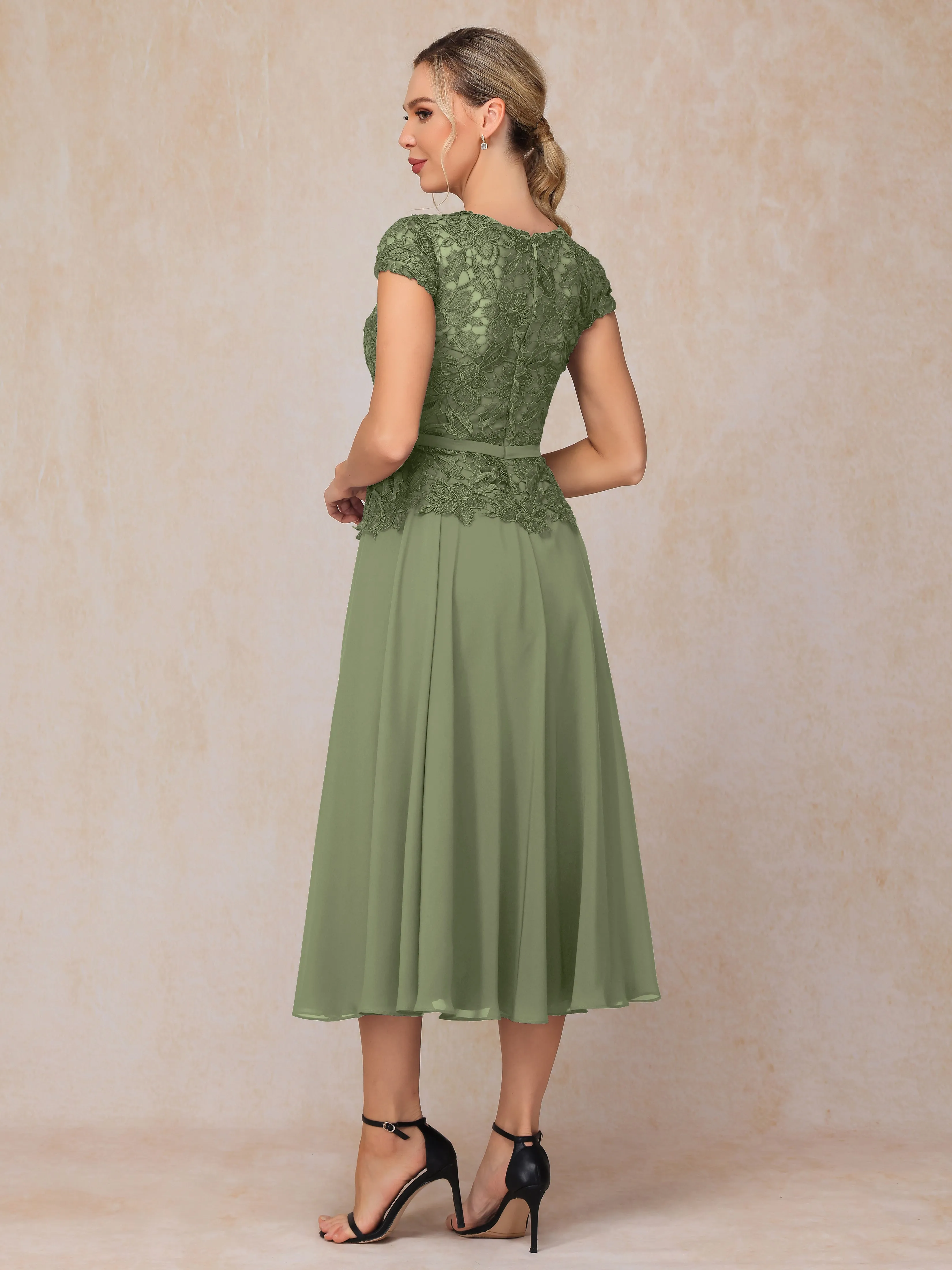 A-Line Scoop Tea-Length Chiffon Mother of the Bride Dresses With Lace