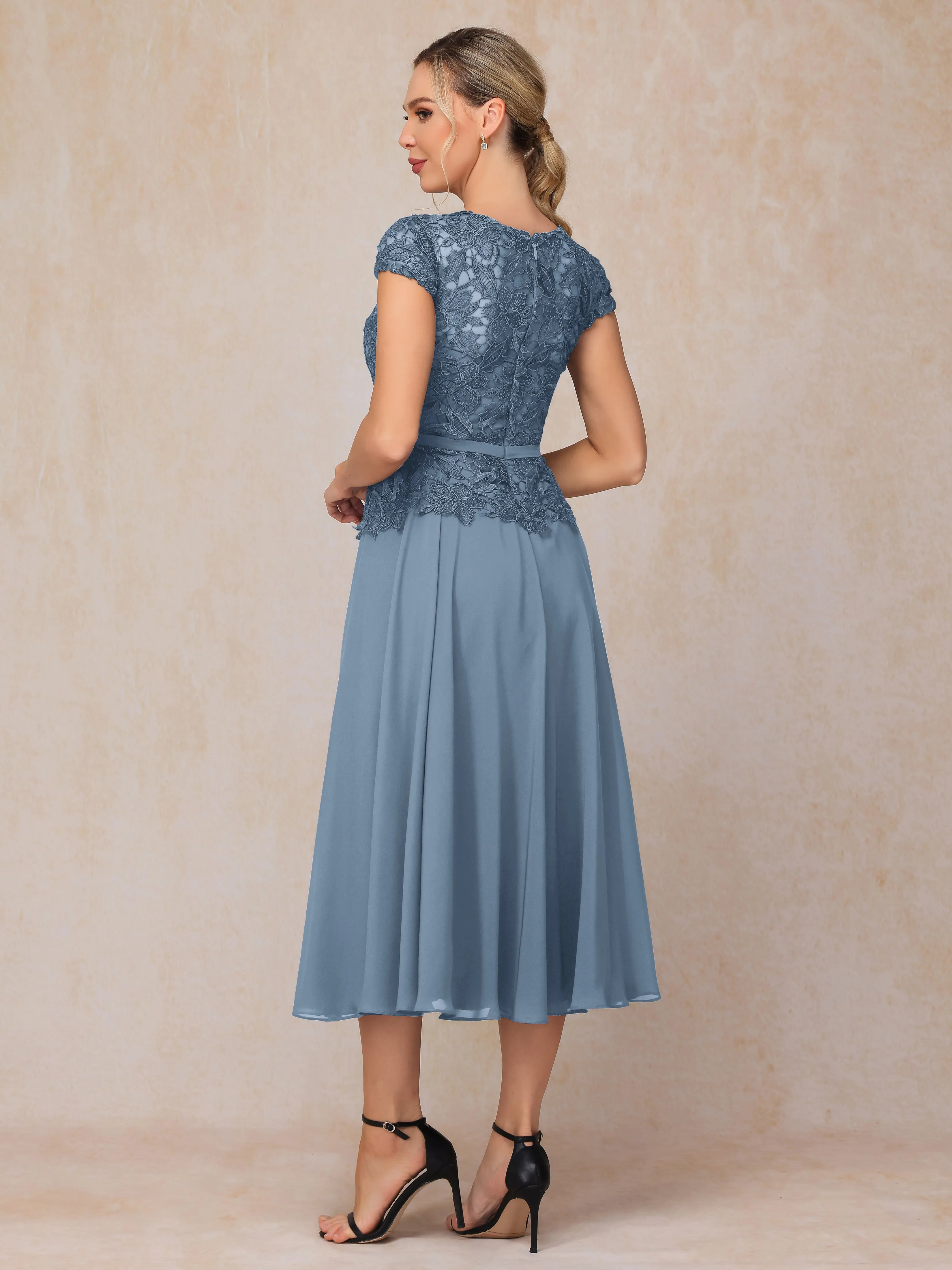 A-Line Scoop Tea-Length Chiffon Mother of the Bride Dresses With Lace