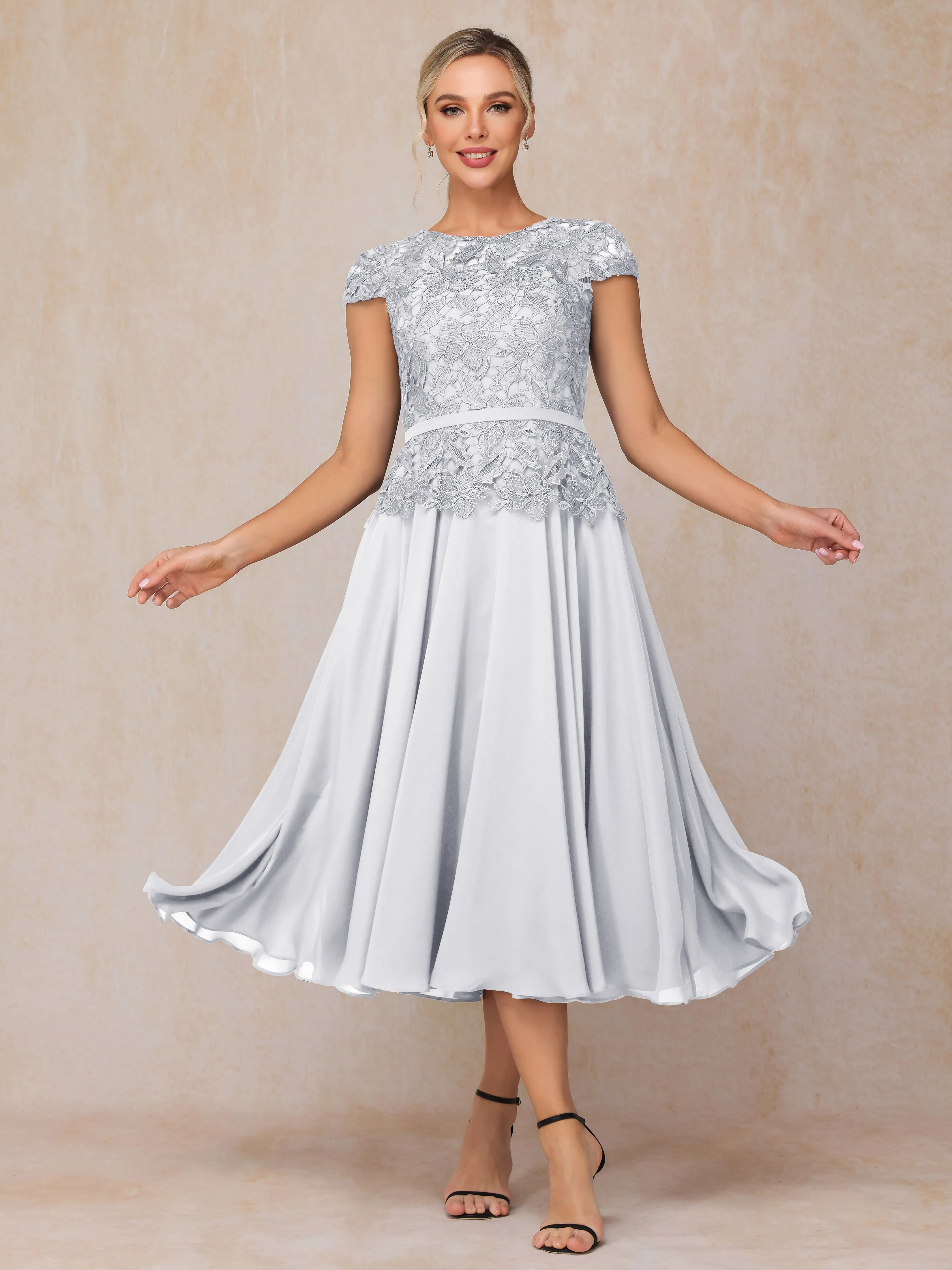 A-Line Scoop Tea-Length Chiffon Mother of the Bride Dresses With Lace