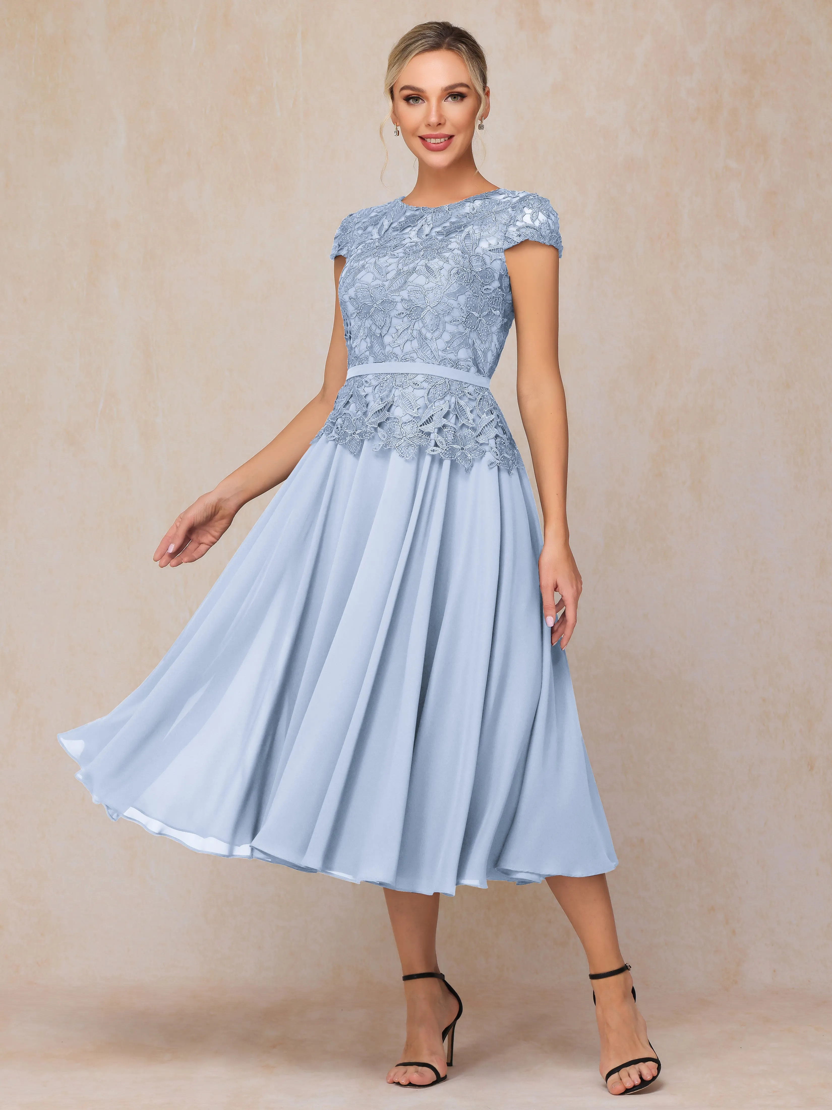 A-Line Scoop Tea-Length Chiffon Mother of the Bride Dresses With Lace