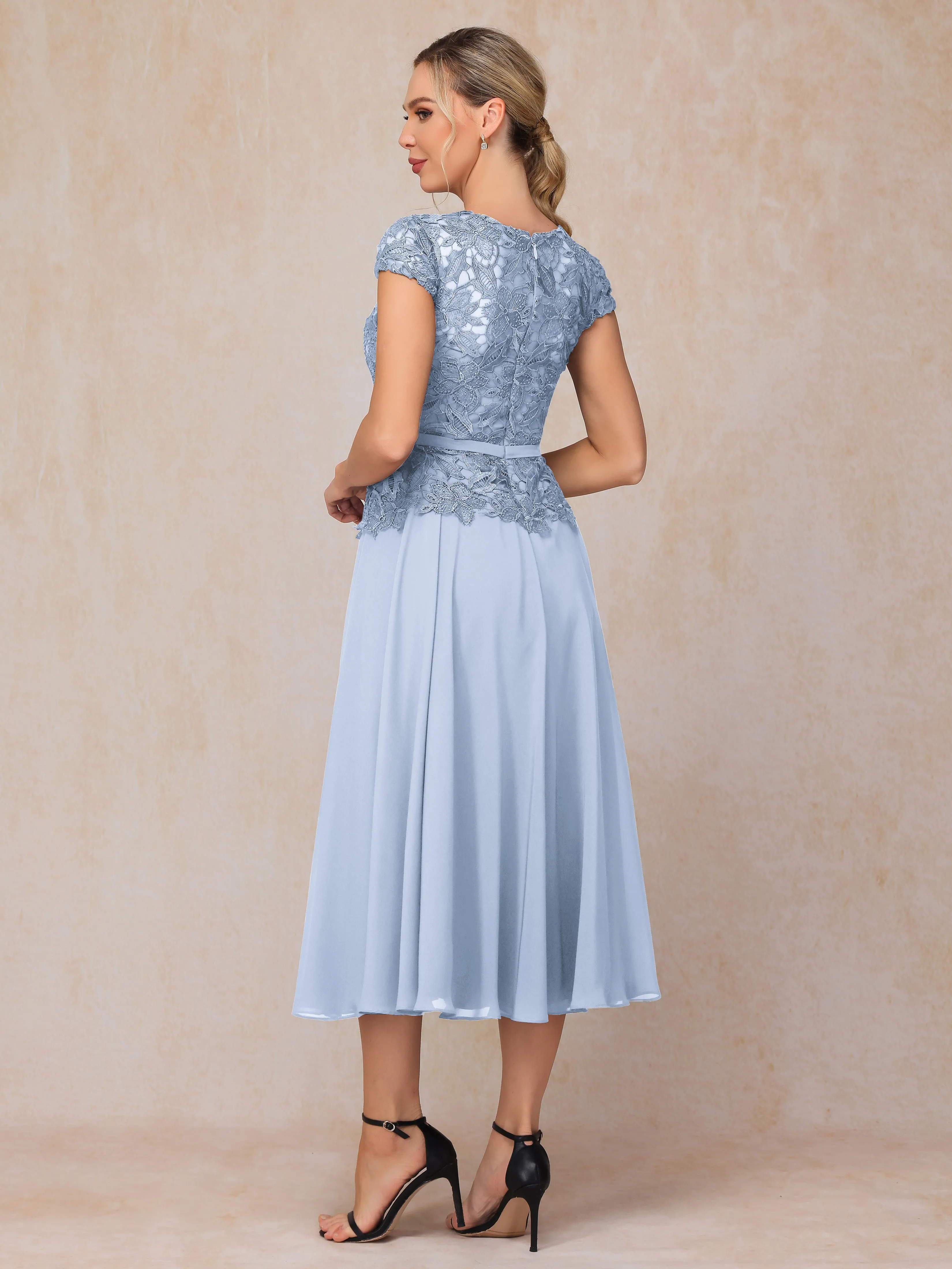 A-Line Scoop Tea-Length Chiffon Mother of the Bride Dresses With Lace