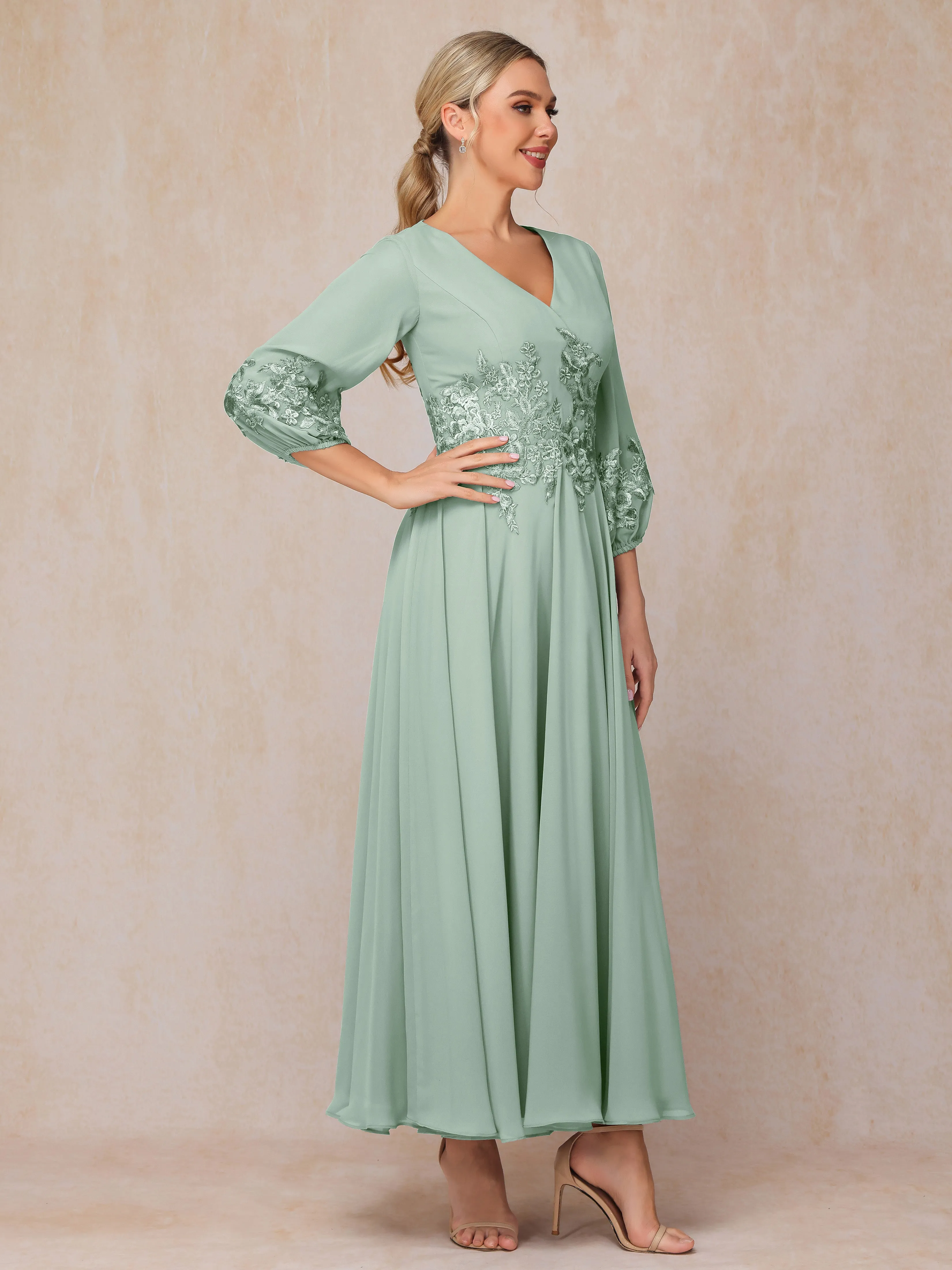 A-Line V Neck Lace Chiffon Mother of the Bride Dress