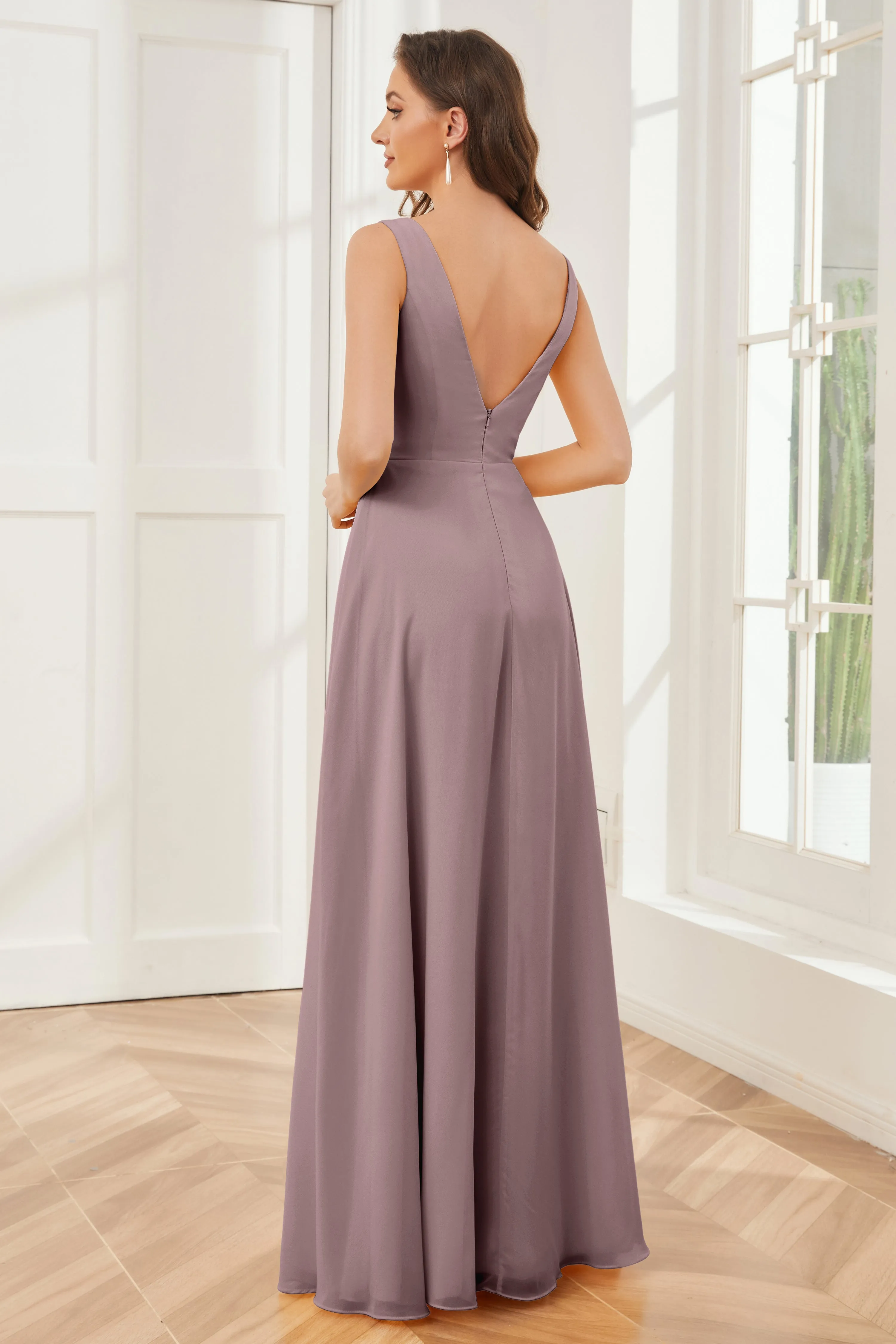 Column V-neck Chiffon Long Bridesmaid Dresses