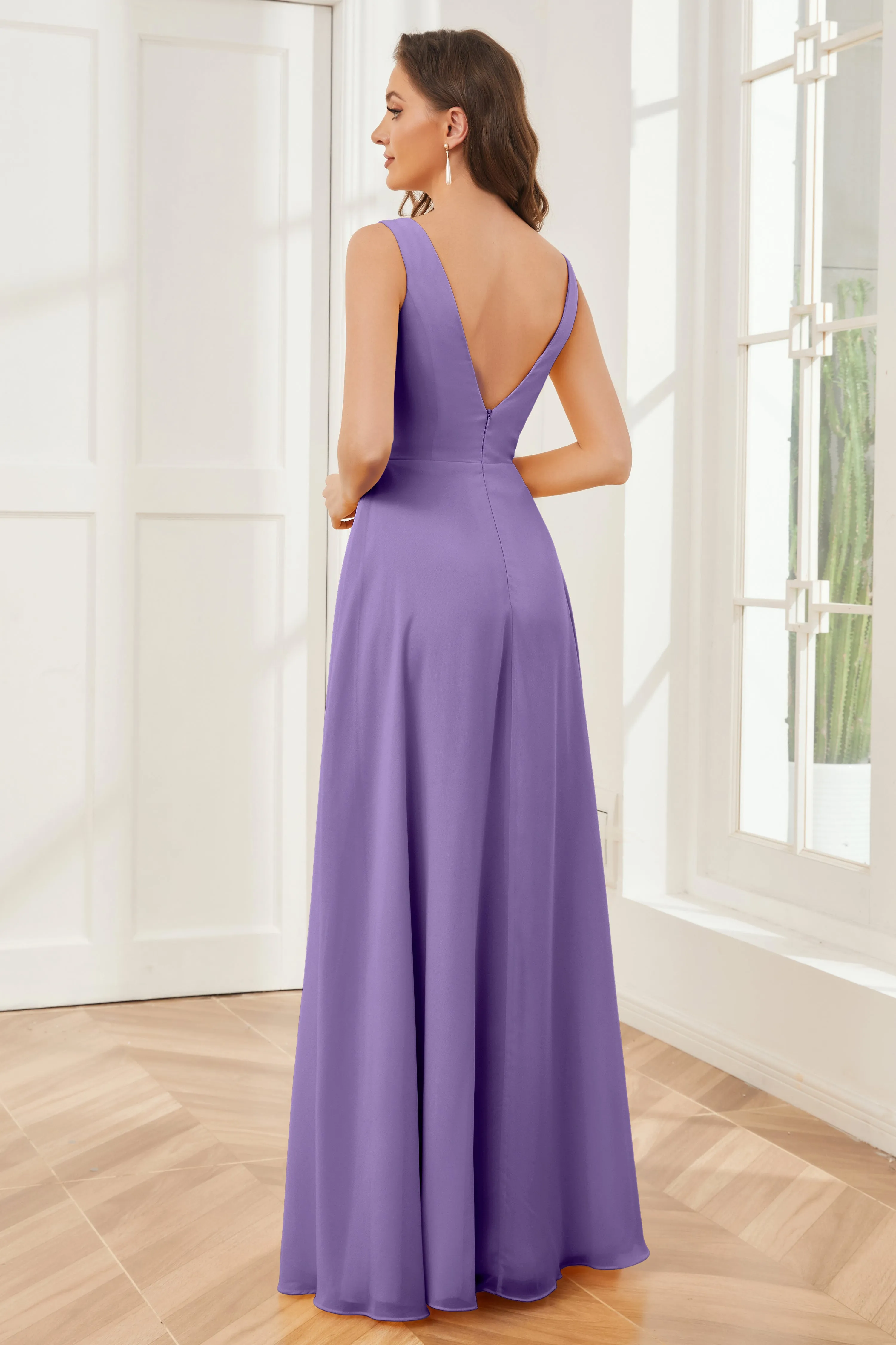 Column V-neck Chiffon Long Bridesmaid Dresses