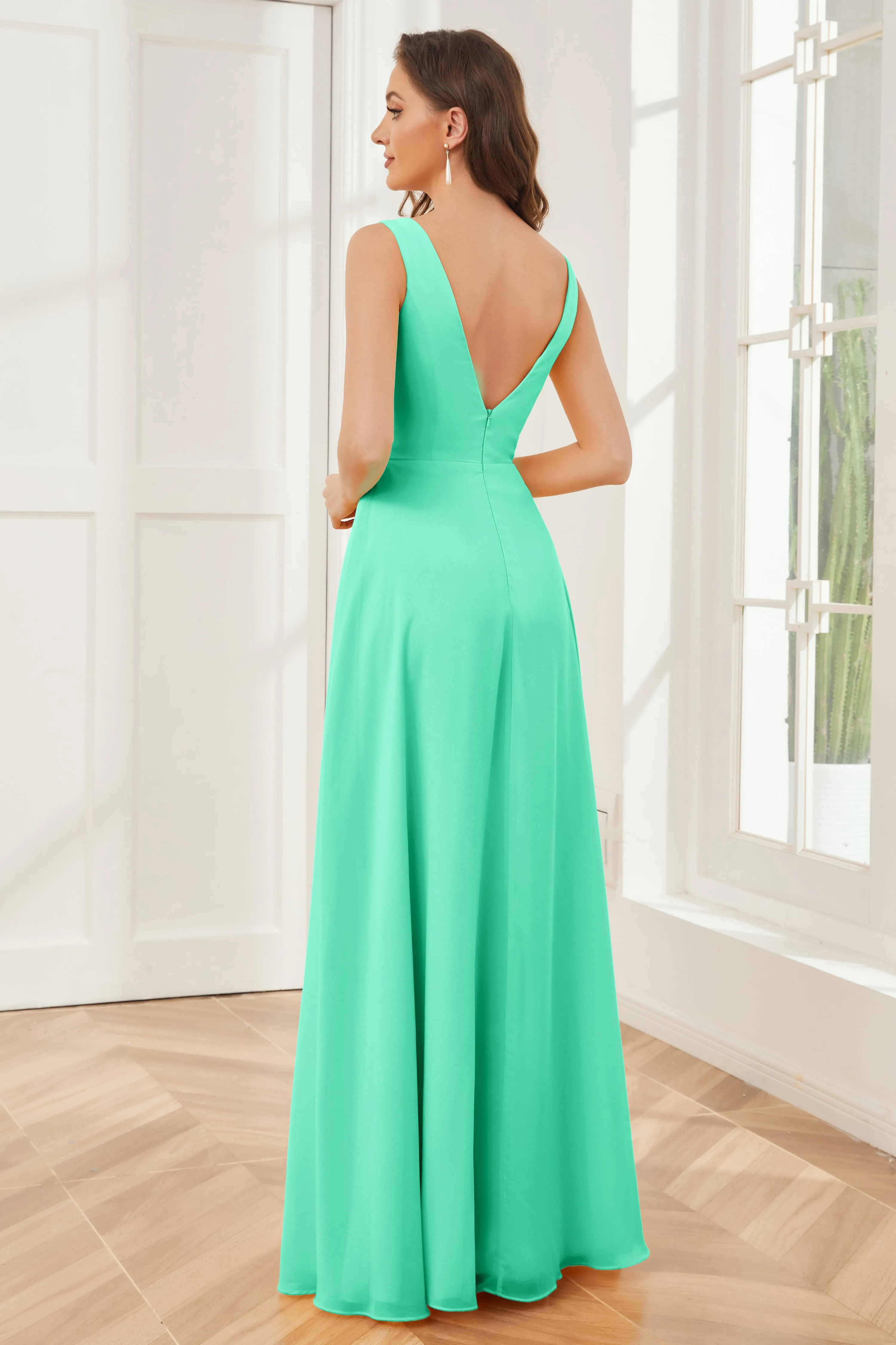 Column V-neck Chiffon Long Bridesmaid Dresses