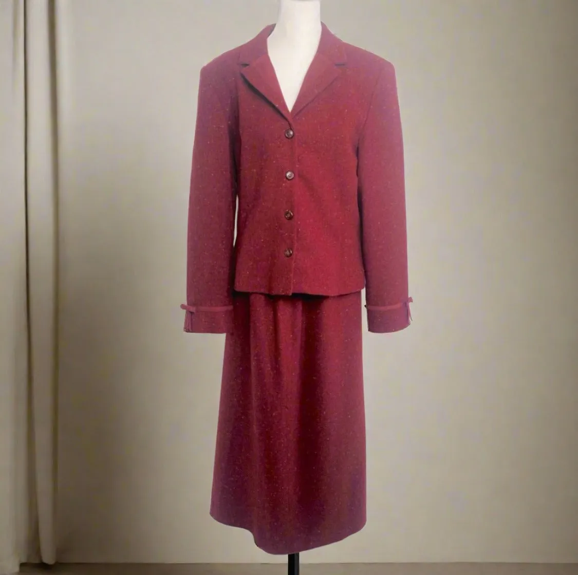 Donna Ricco Tweed Skirt Suit, 2 piece, Wool Lined Burgundy