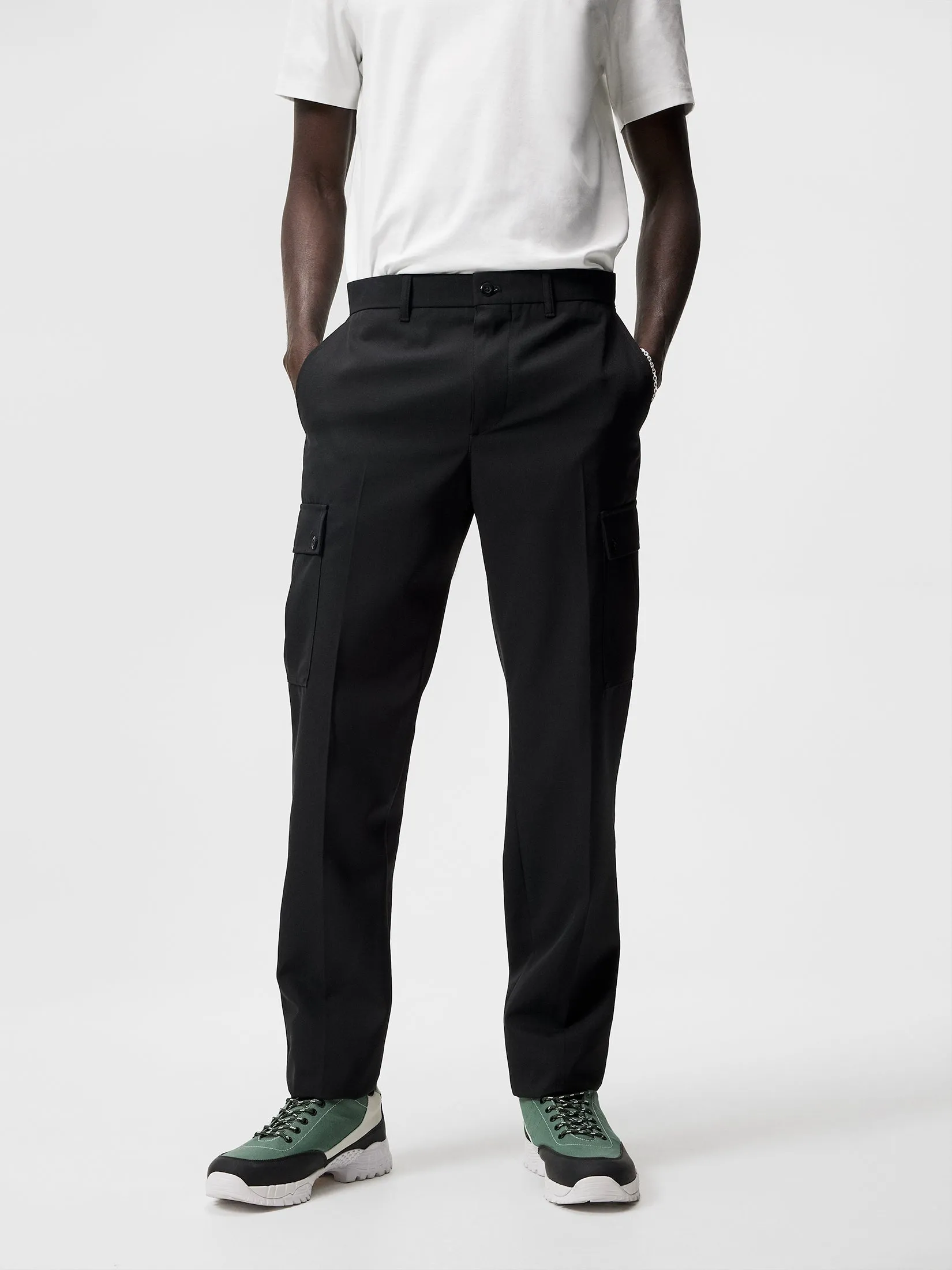 Fiji Clean Cargo Pants / Black