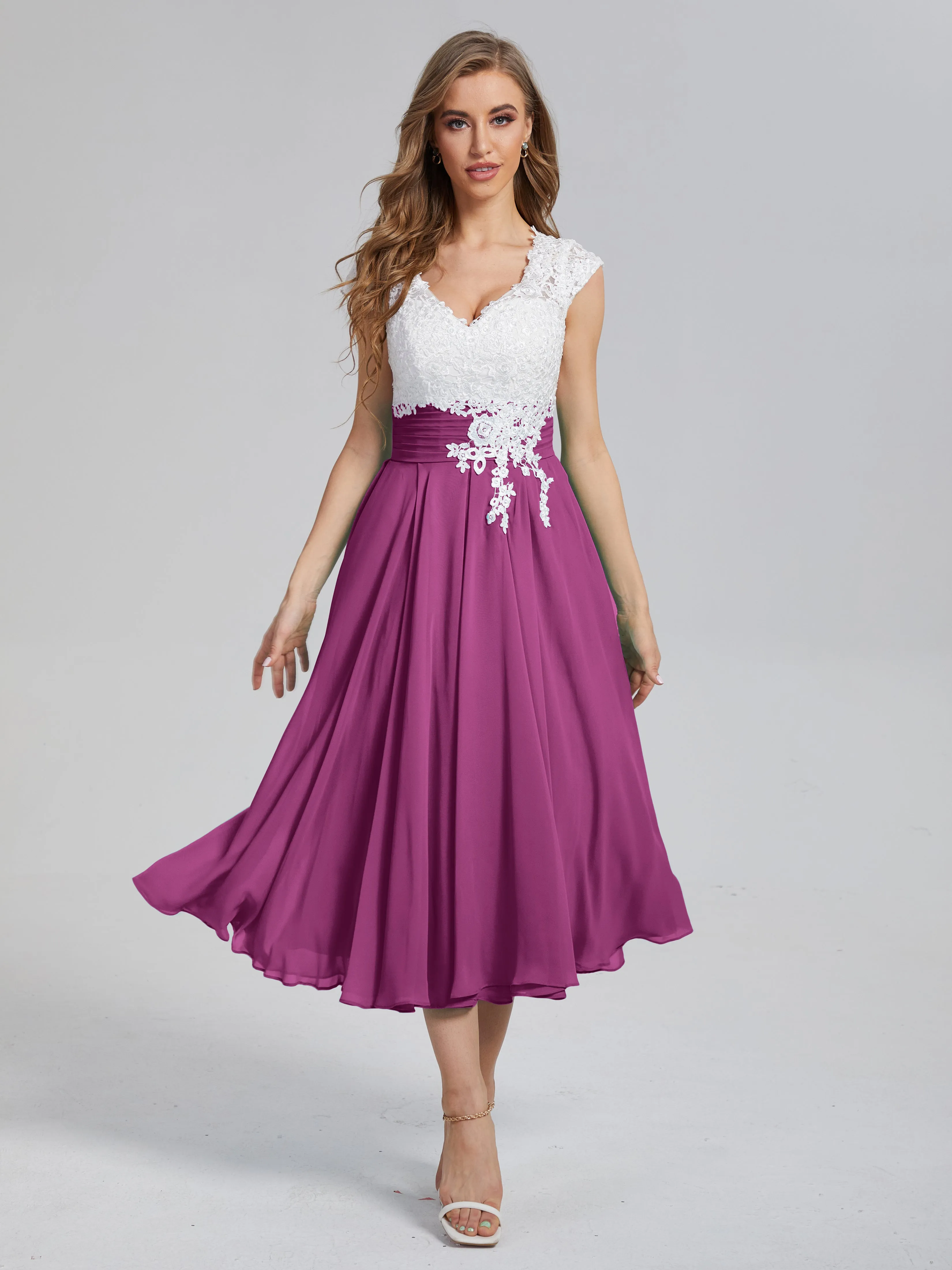 Graceful Lace Tea Length Chiffon Mother of the Bride Dresses