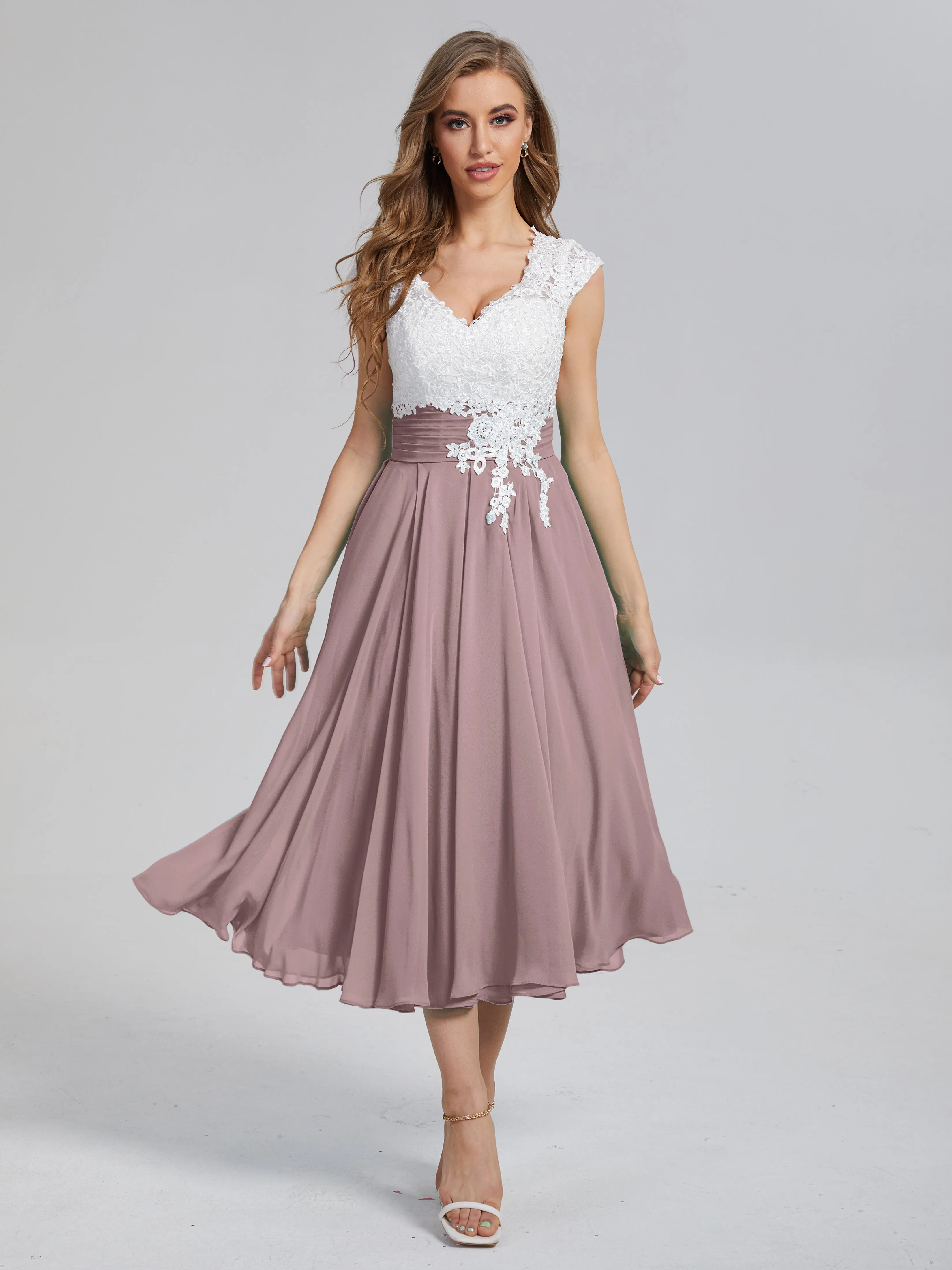 Graceful Lace Tea Length Chiffon Mother of the Bride Dresses