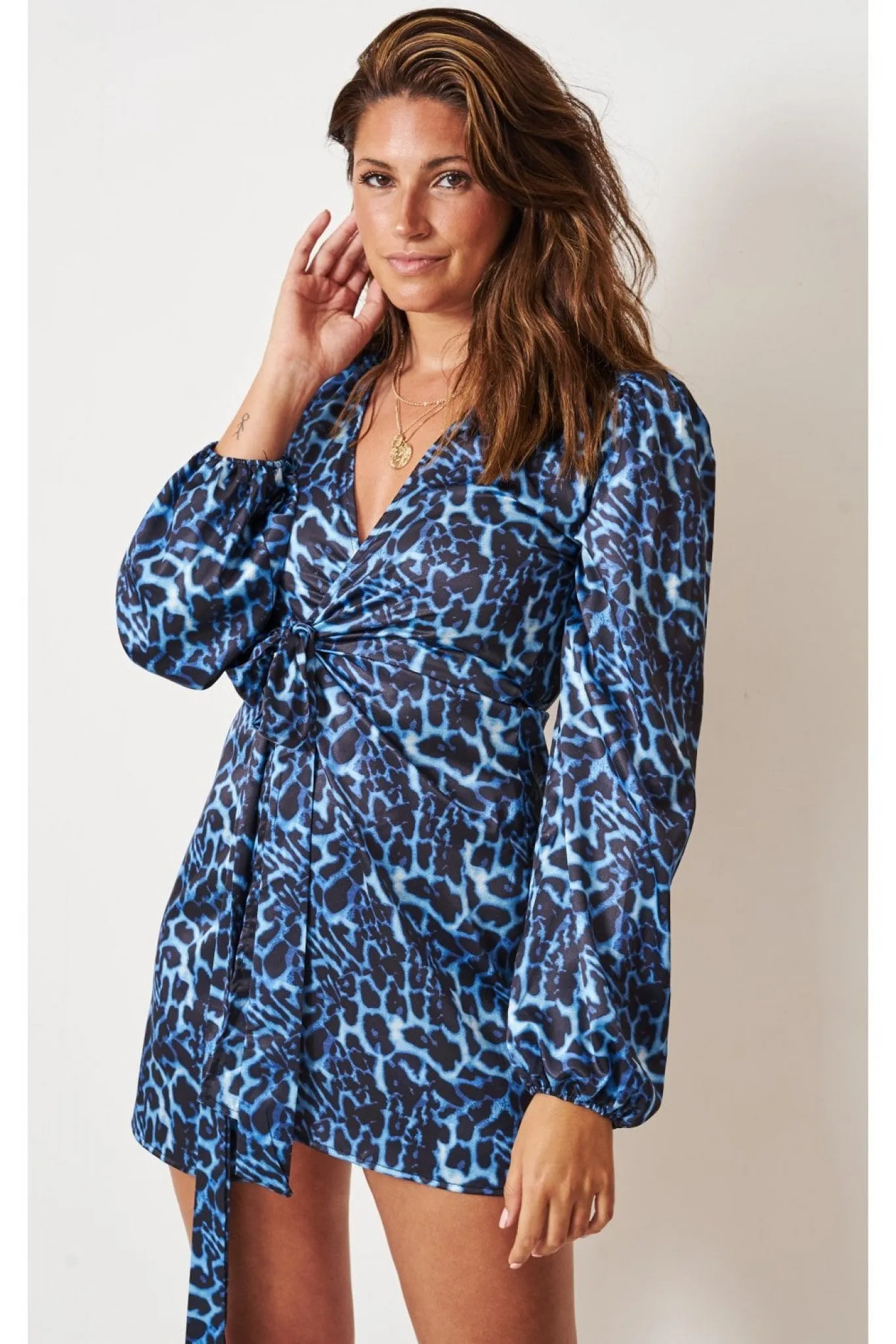 Love Frontrow Blue Leopard Print Mini Wrap Dress