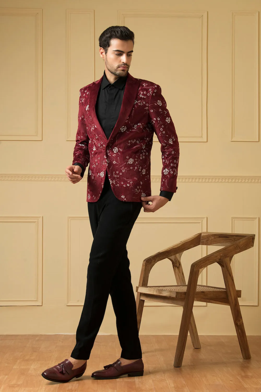 Men's Maroon Embriodered Blazer - Hilo Design