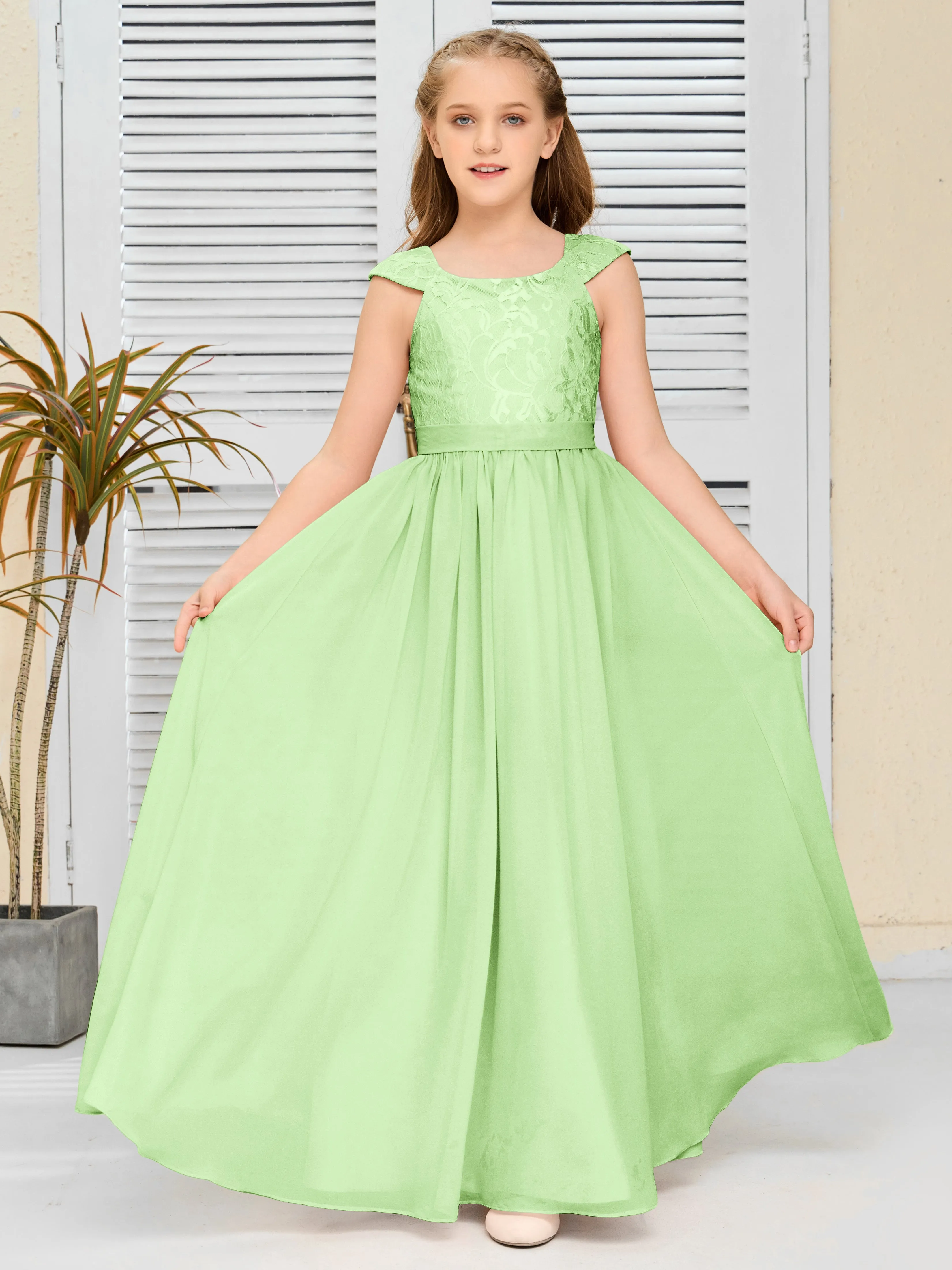 Round Neck Cap Sleeves Chiffon Junior Bridesmaid Dress