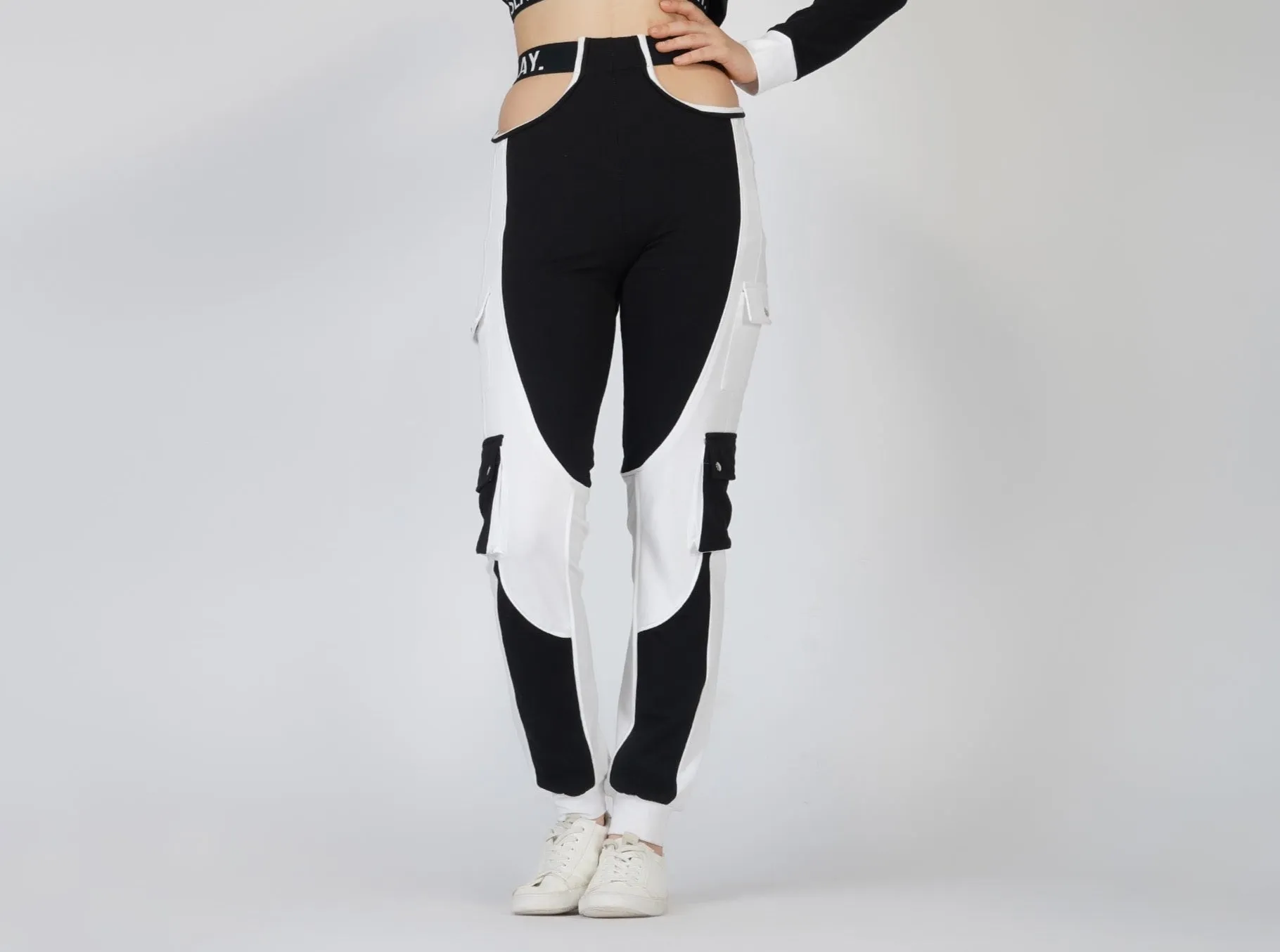 SLAY. Sport Women's Activewear Black & White Colorblock High Waist Cargo Jogger Pants Streetwear