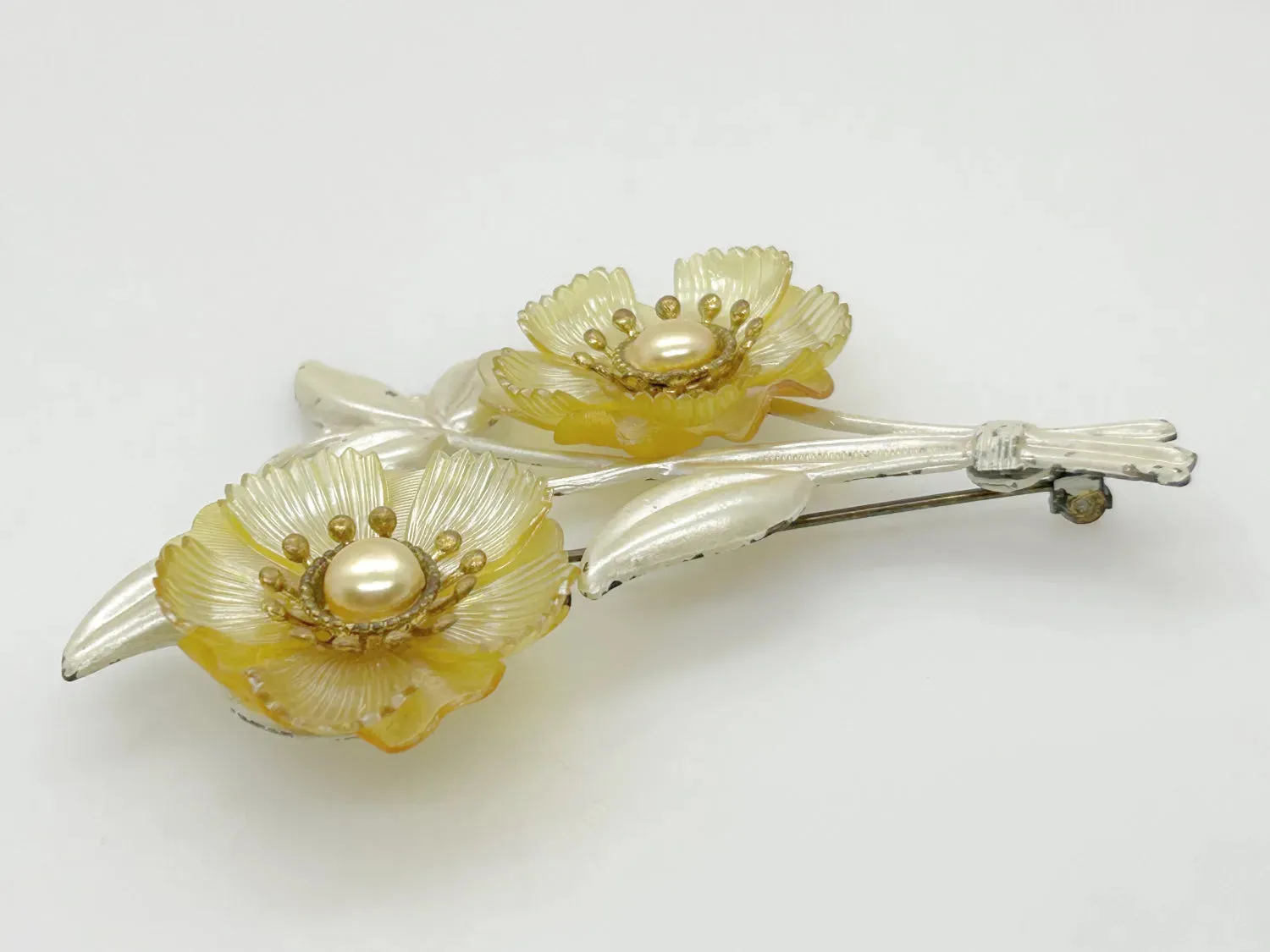 Unusual Vintage Plastic Blooms Flower Brooch