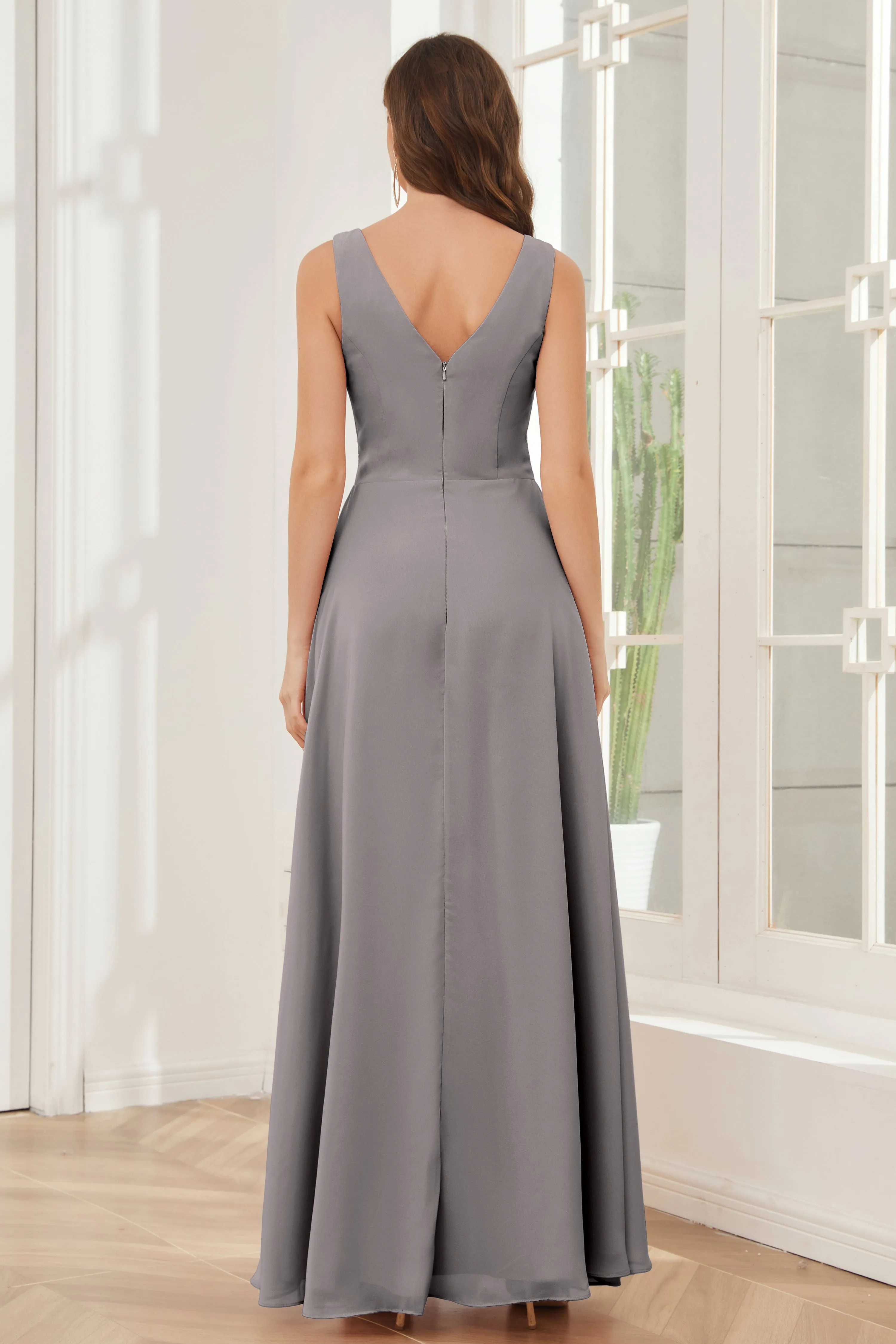 V-neck Pleats Ruffles Chiffon Bridesmaid Dresses