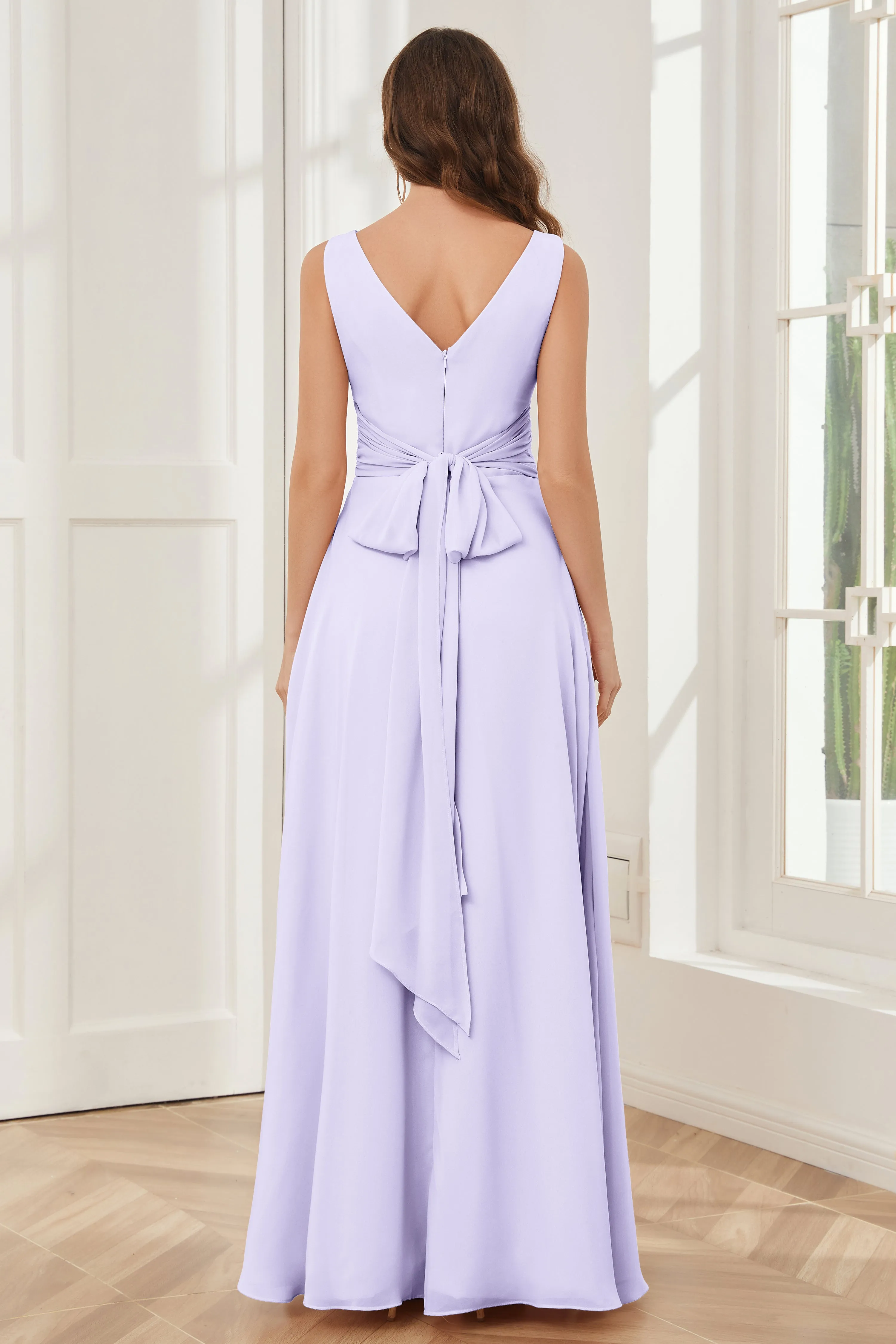 V-neck Sleeveless Chiffon Bridesmaid Dresses with Pockets