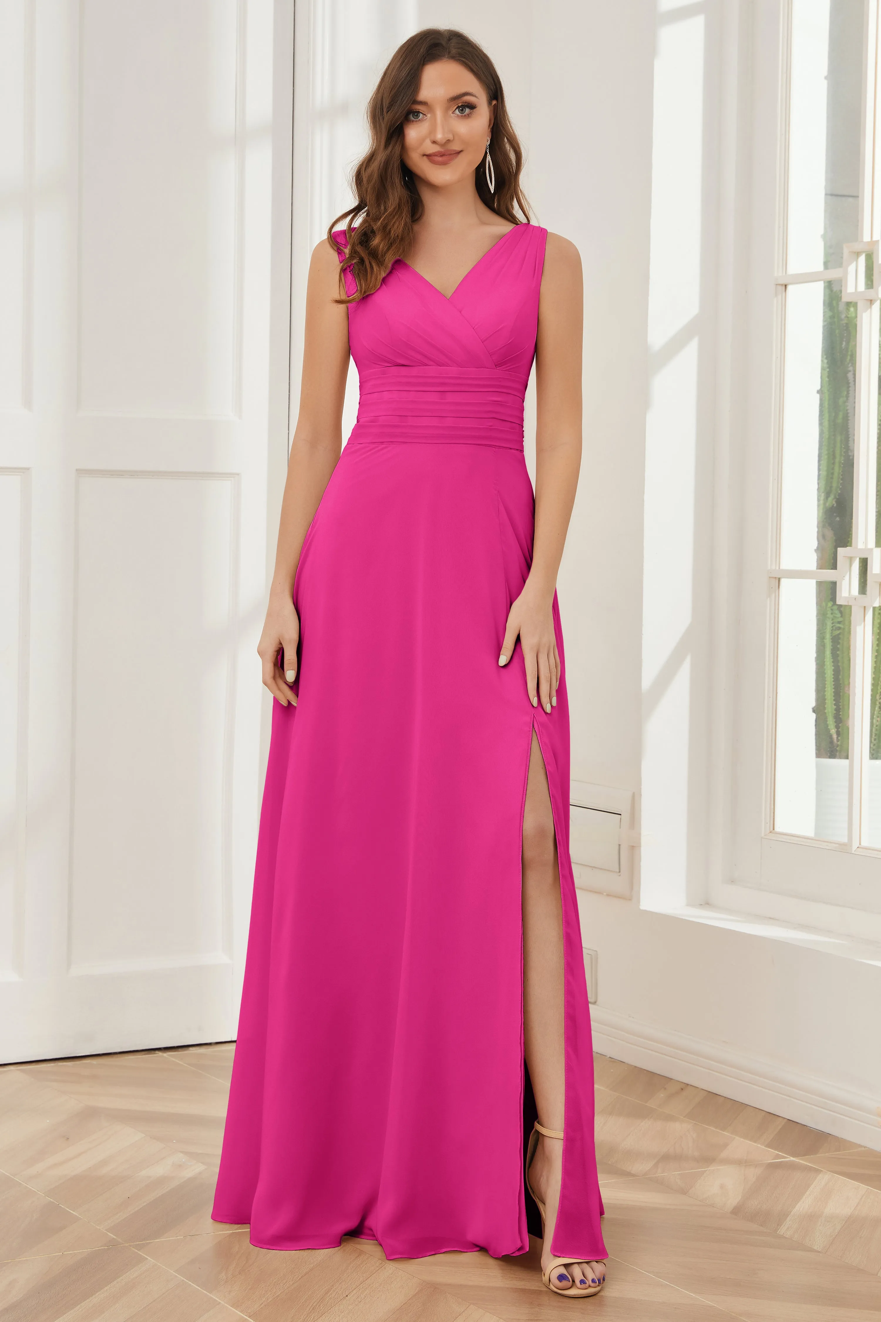 V-neck Sleeveless Chiffon Bridesmaid Dresses with Pockets