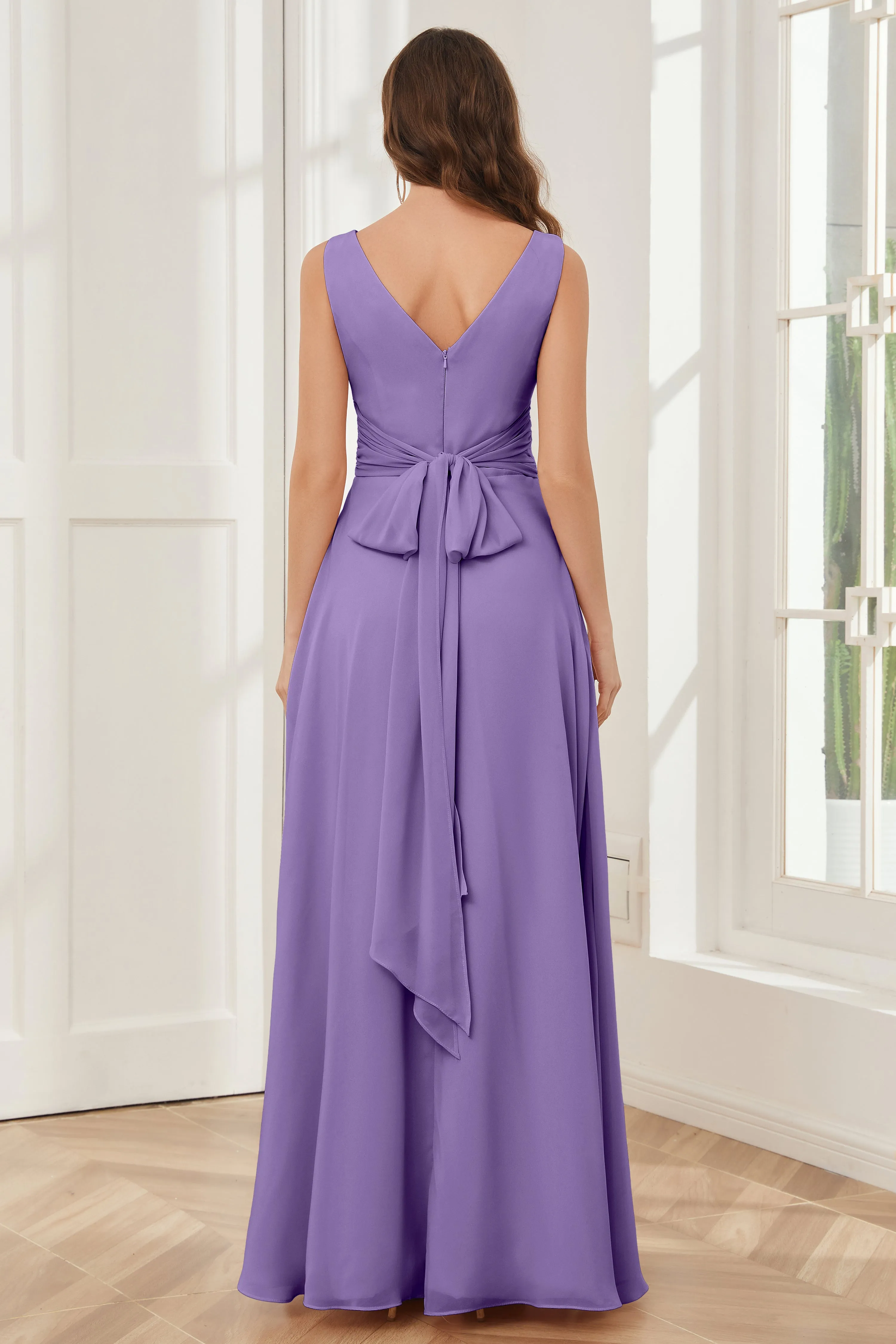 V-neck Sleeveless Chiffon Bridesmaid Dresses with Pockets