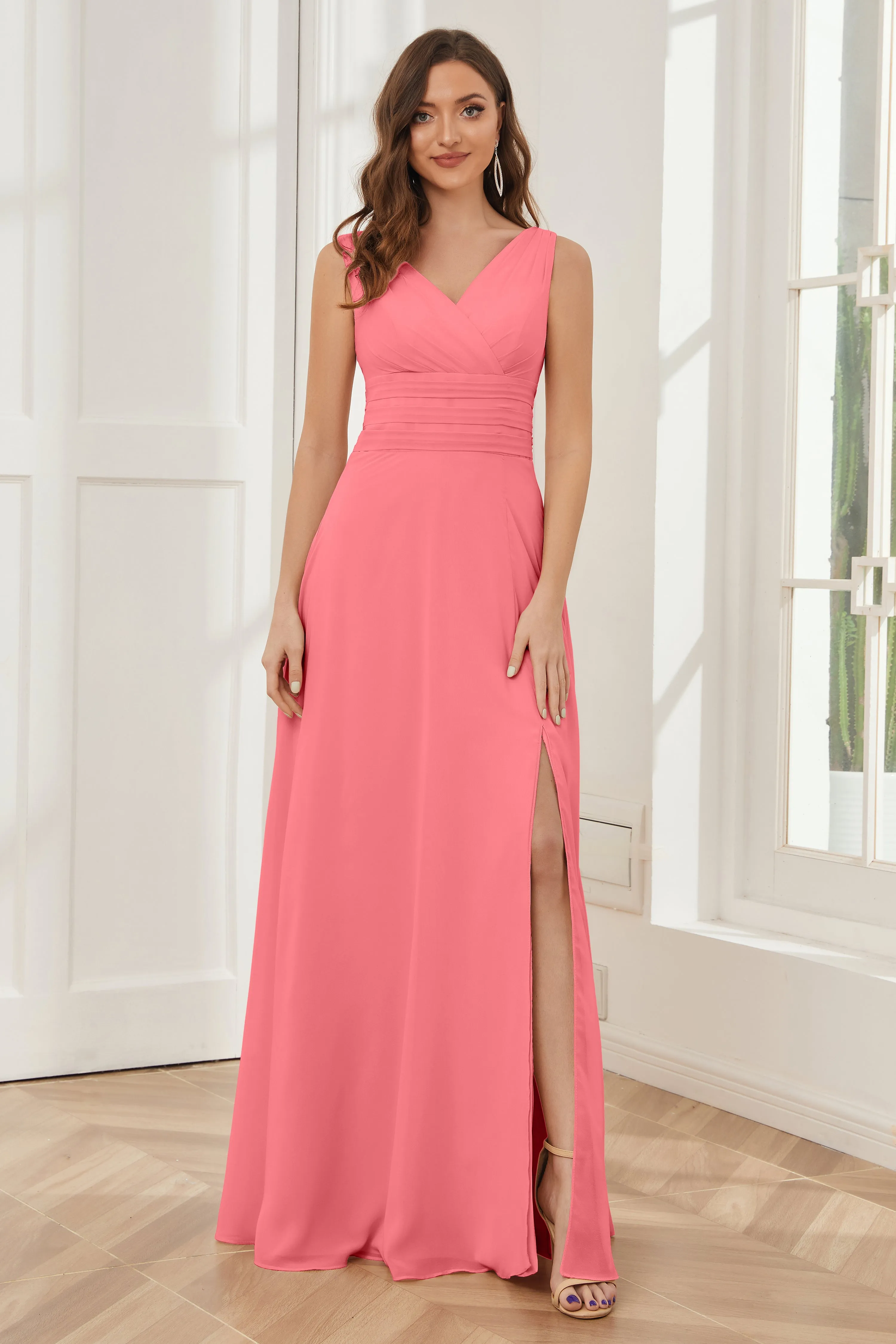 V-neck Sleeveless Chiffon Bridesmaid Dresses with Pockets