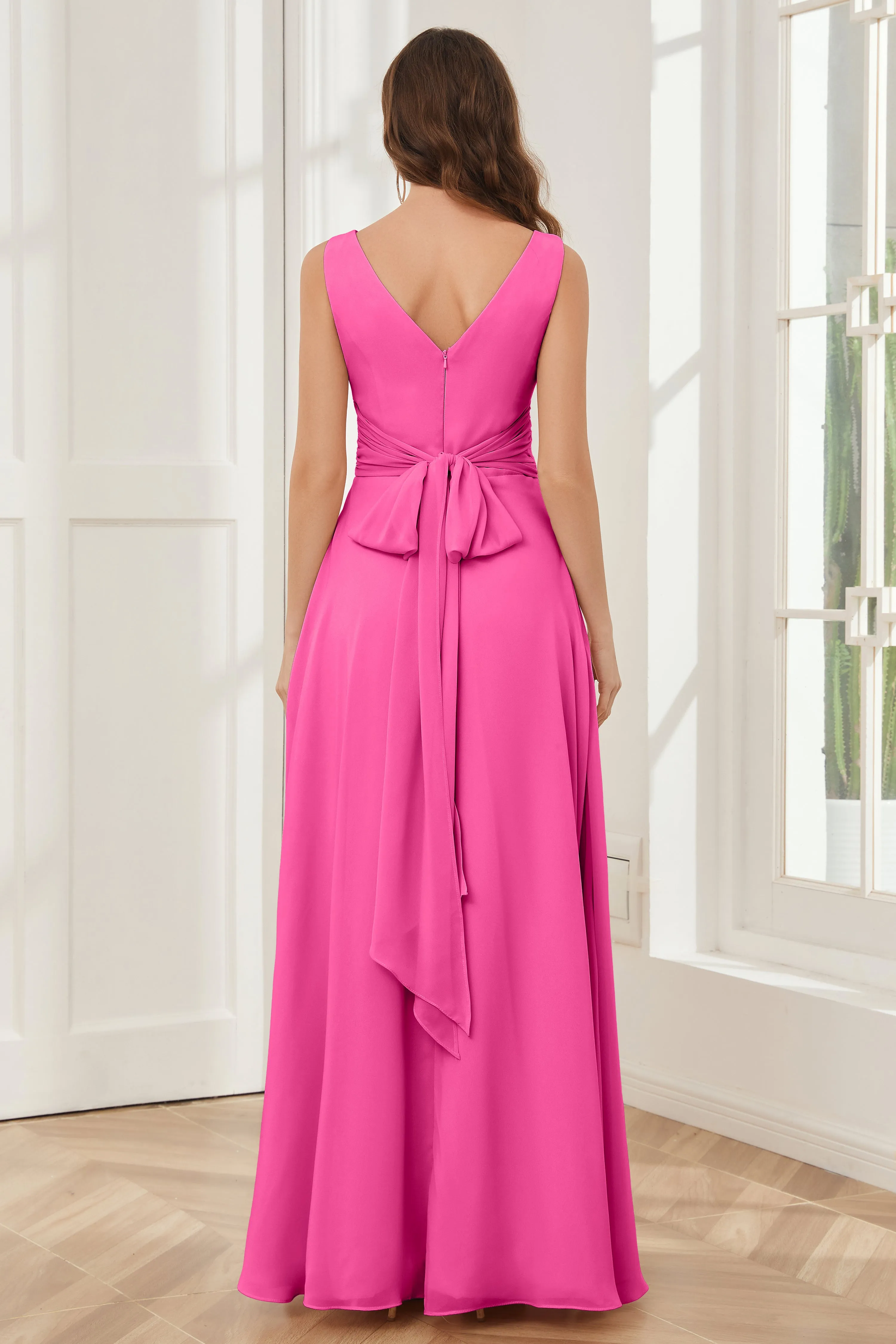 V-neck Sleeveless Chiffon Bridesmaid Dresses with Pockets