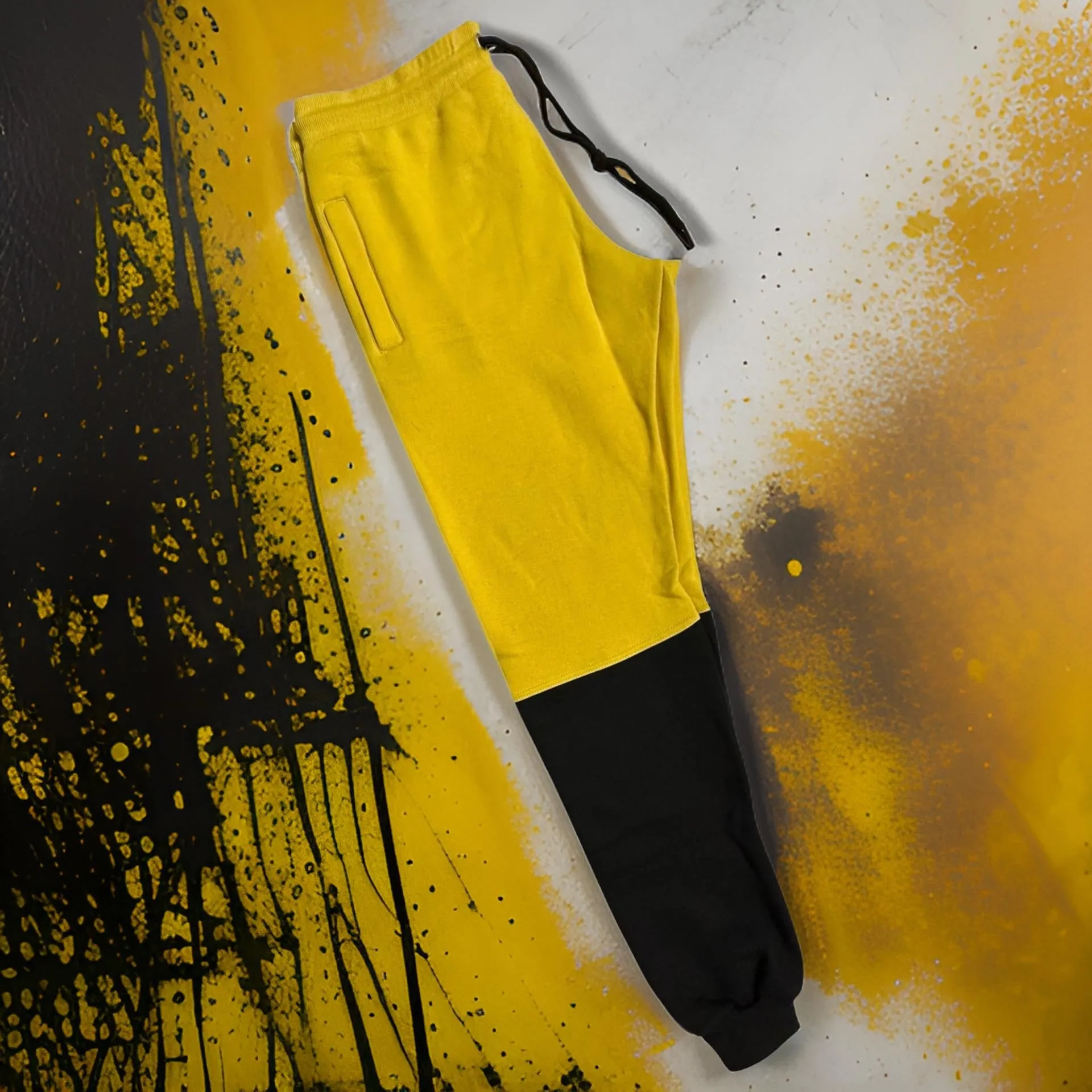 *WU-WINNIPEG* (2 TONE) *CUT & SEW* JOGGER SWEATPANTS (EMBROIDERED LOGO)